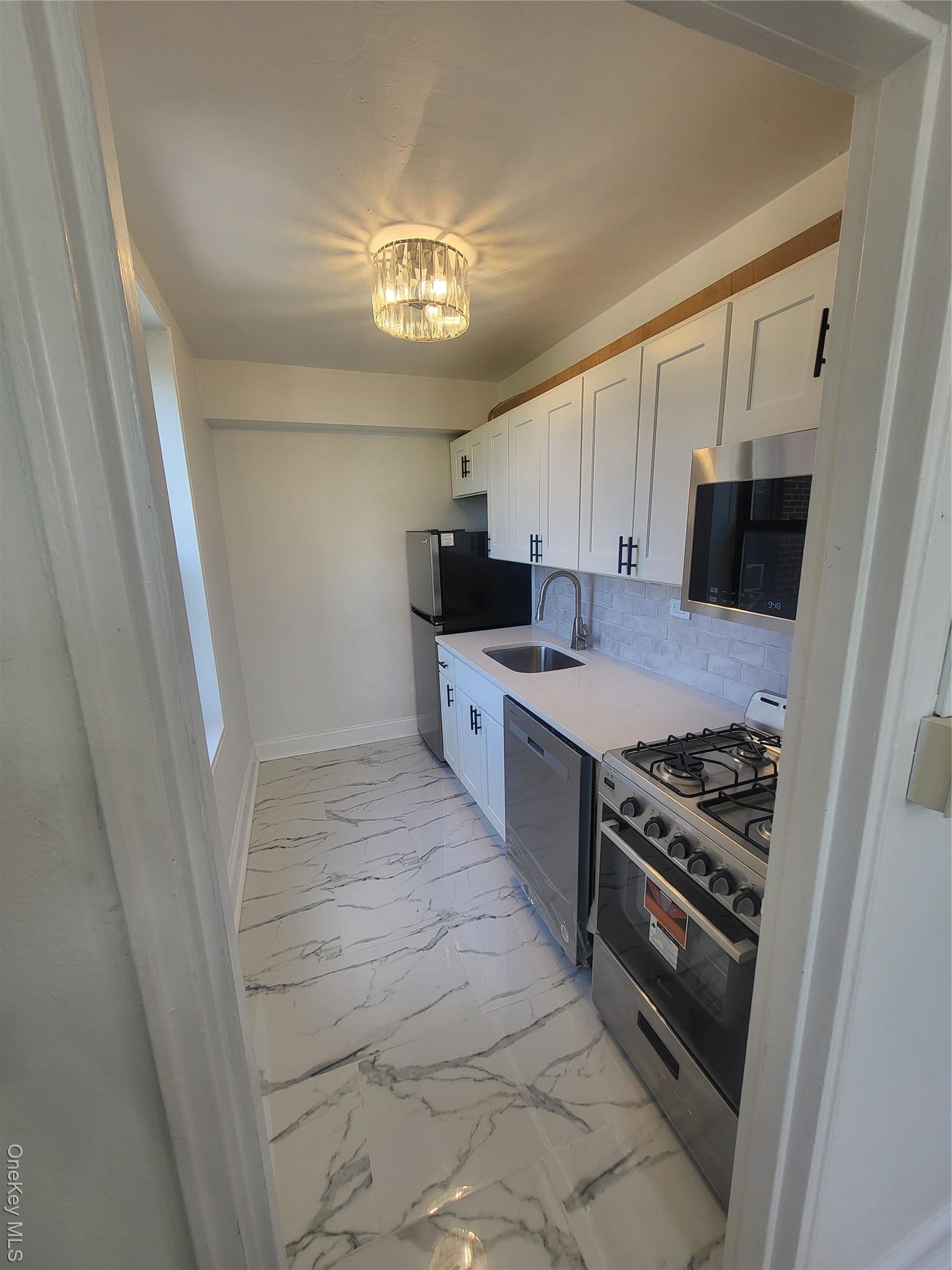 Coop 182nd  Queens, NY 11423, MLS-914592-3