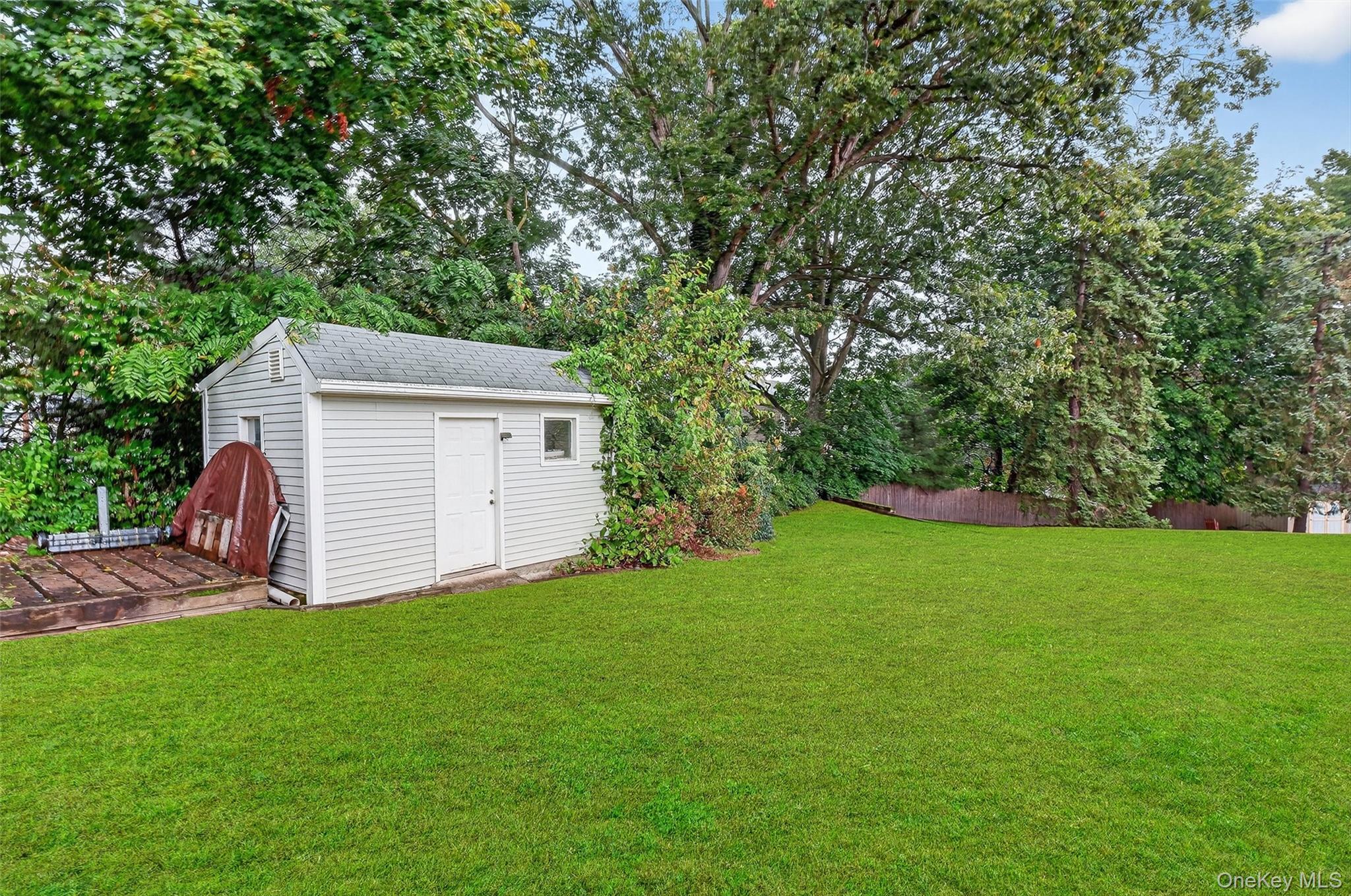 Single Family Cole  Westchester County, NY 10511, MLS-914603-37