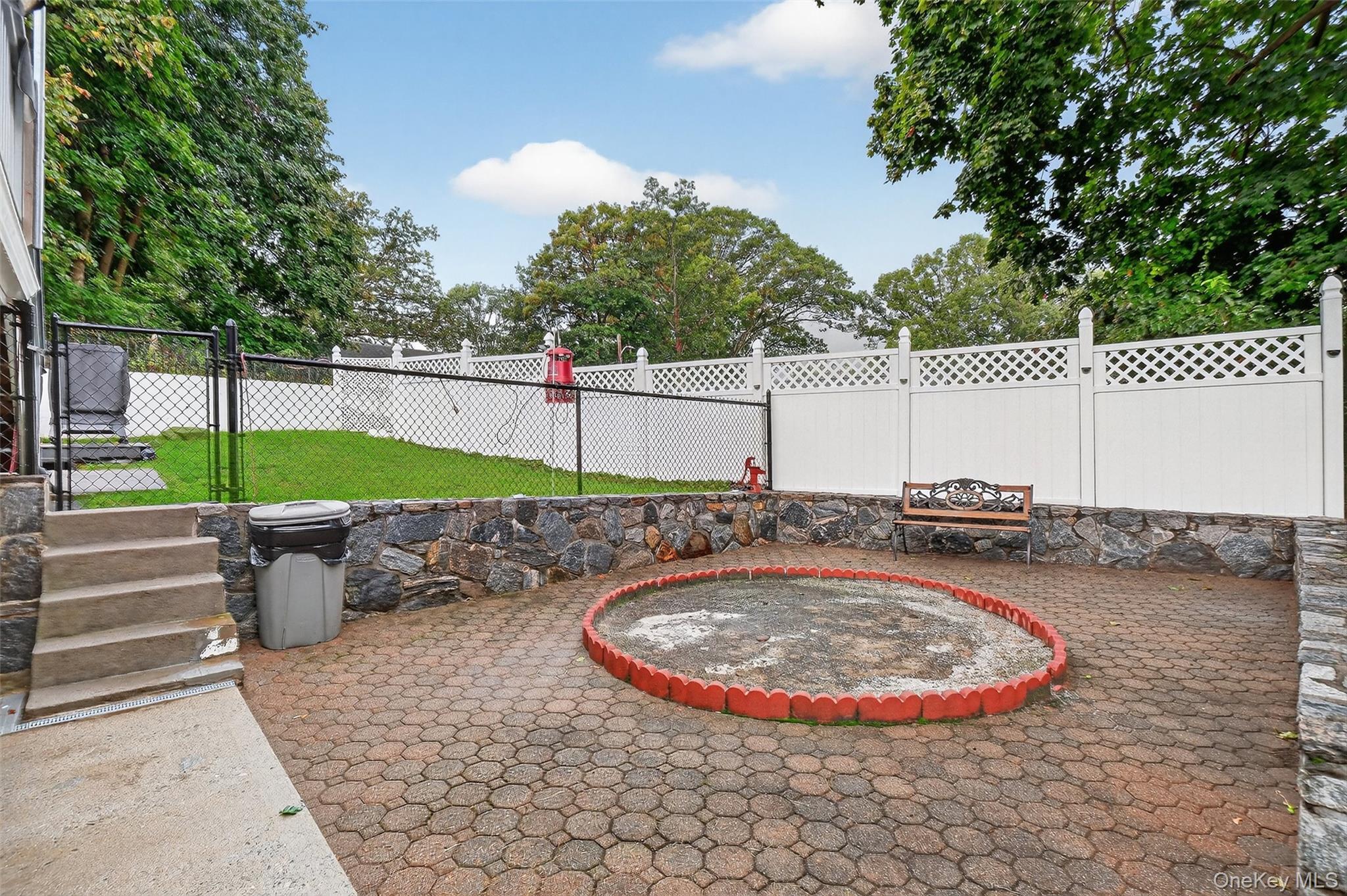 Single Family Cole  Westchester County, NY 10511, MLS-914603-40