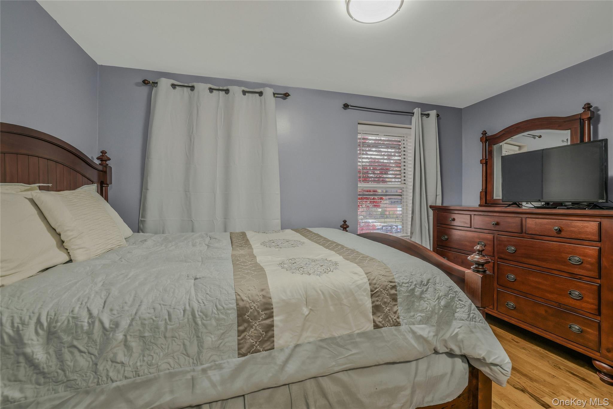 Single Family Essex  Brooklyn, NY 11208, MLS-914617-13