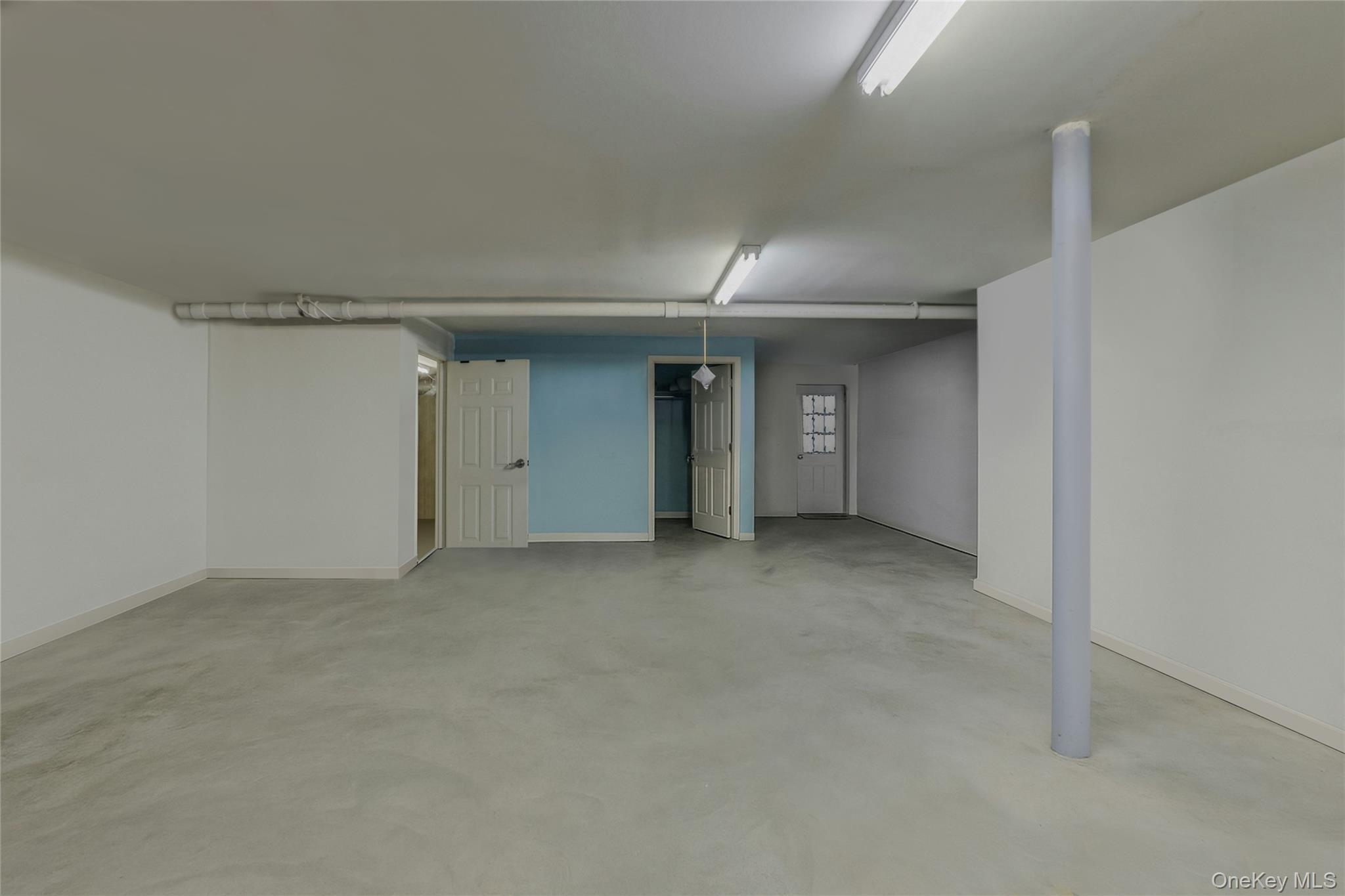 Single Family Essex  Brooklyn, NY 11208, MLS-914617-20