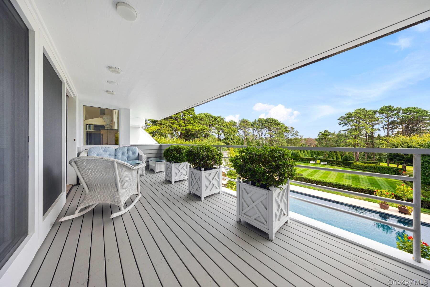 Single Family Hillside Suffolk County, NY 11968, MLS-914642-14