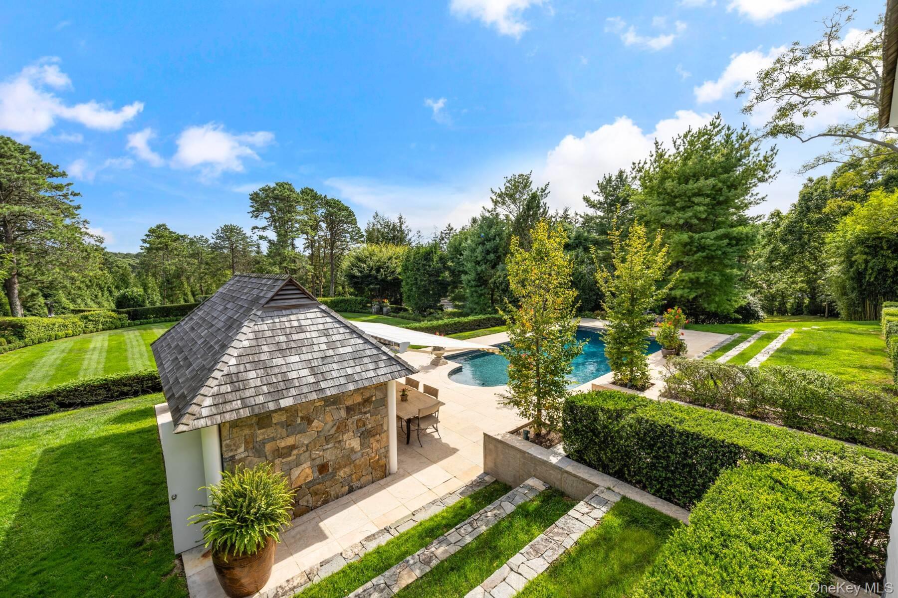 Single Family Hillside Suffolk County, NY 11968, MLS-914642-21