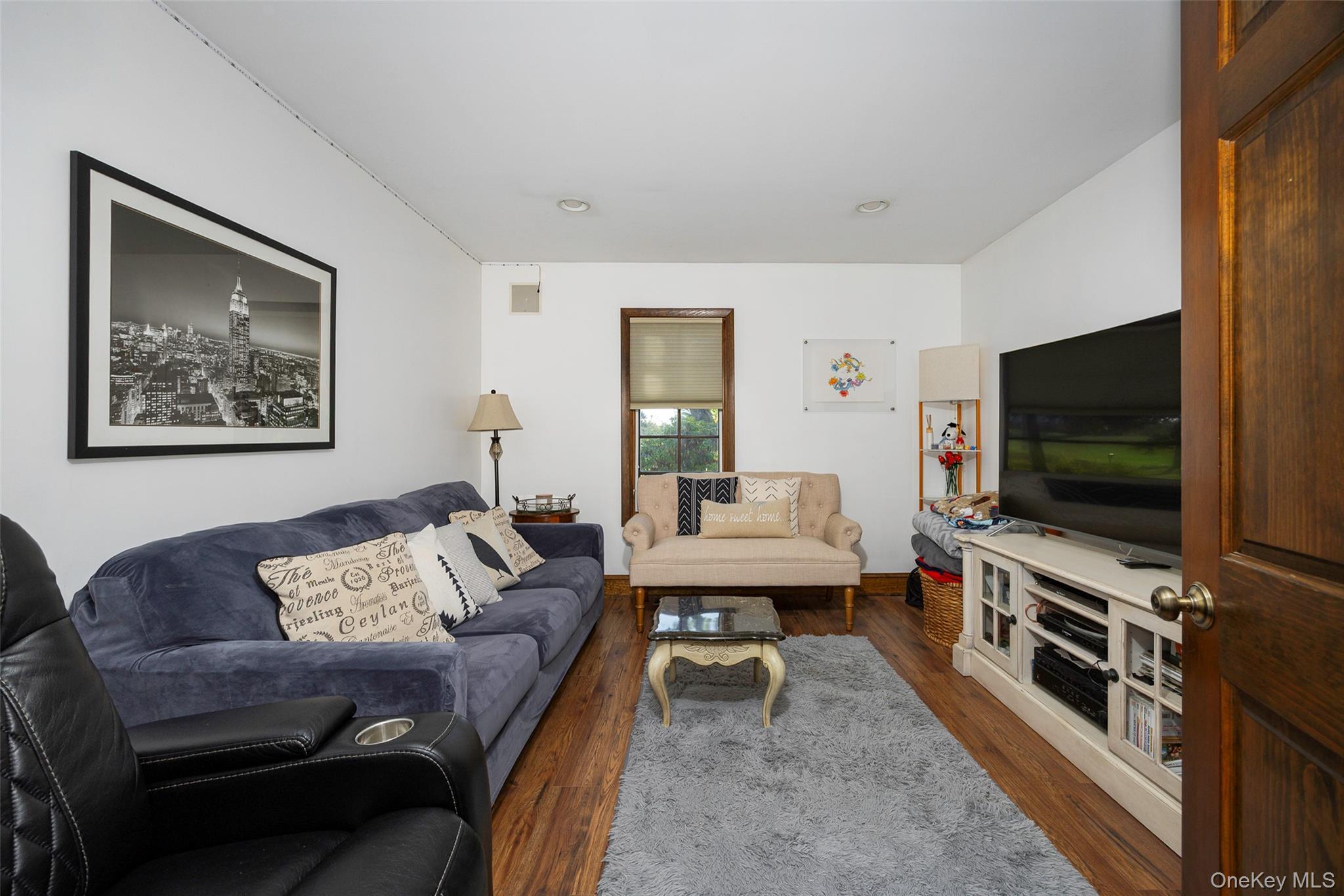 Single Family Gretna  Dutchess County, NY 12538, MLS-914663-18