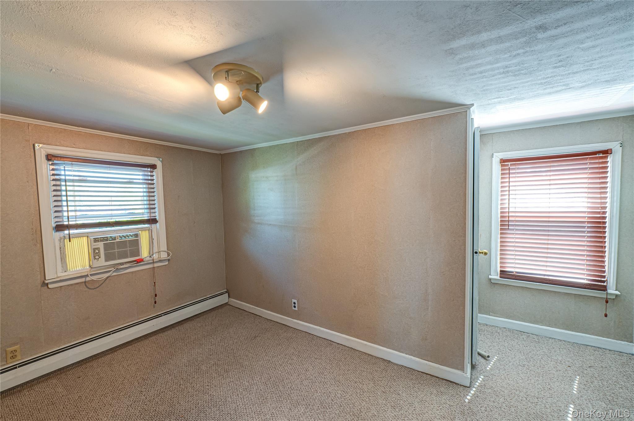 Single Family Garden  Nassau County, NY 11801, MLS-914674-19