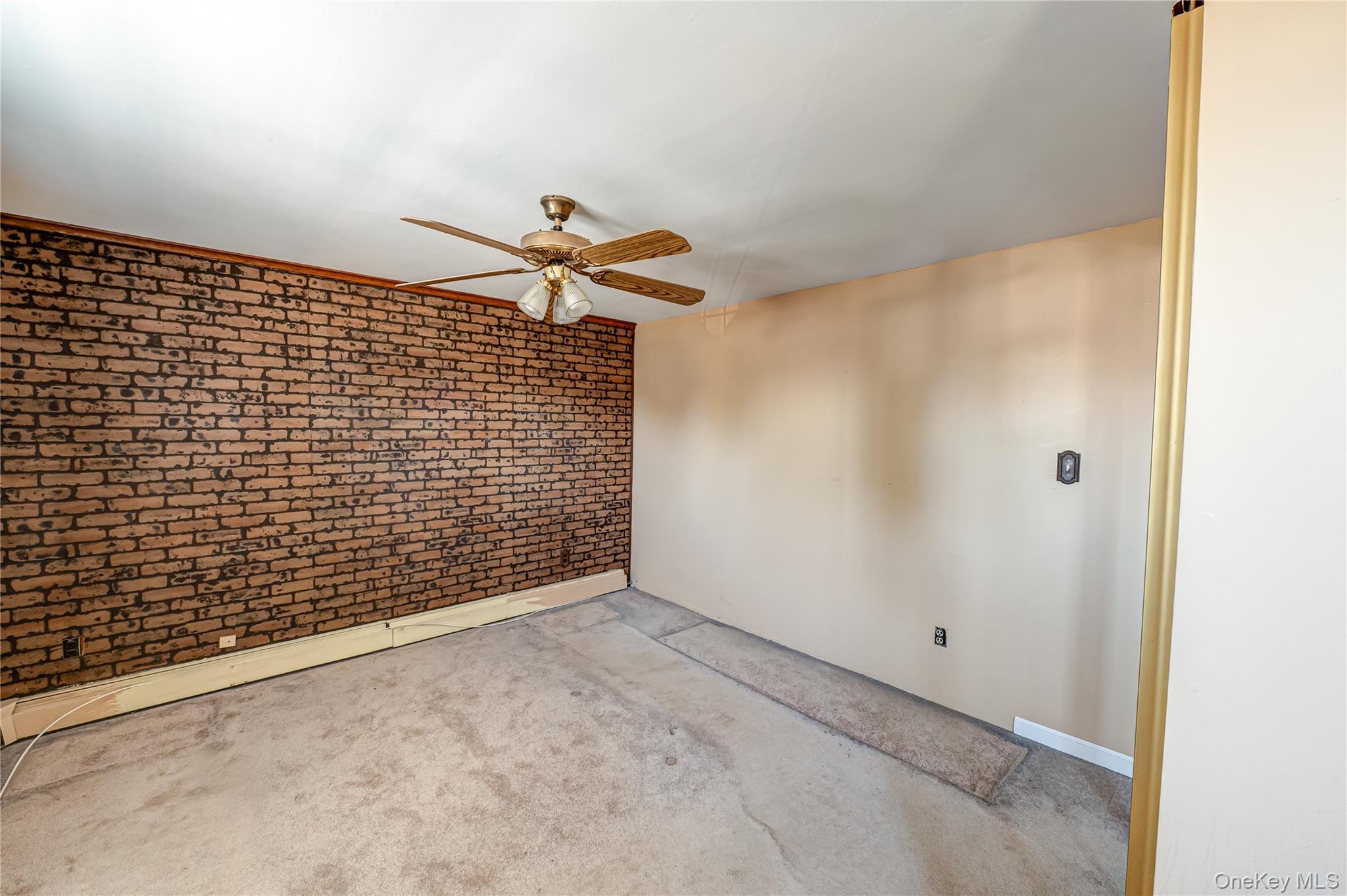 Single Family Garden  Nassau County, NY 11801, MLS-914674-23