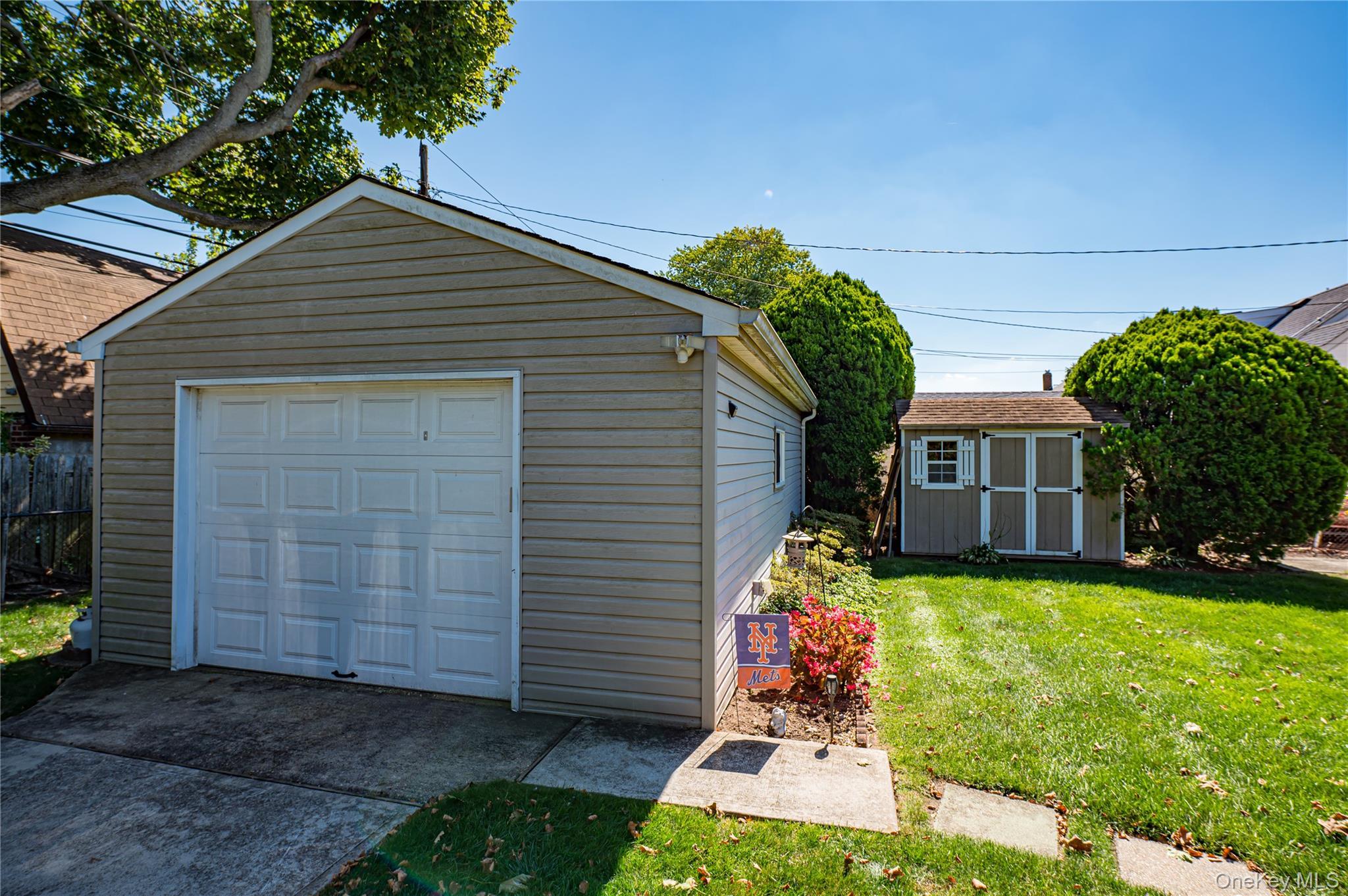 Single Family Garden  Nassau County, NY 11801, MLS-914674-5