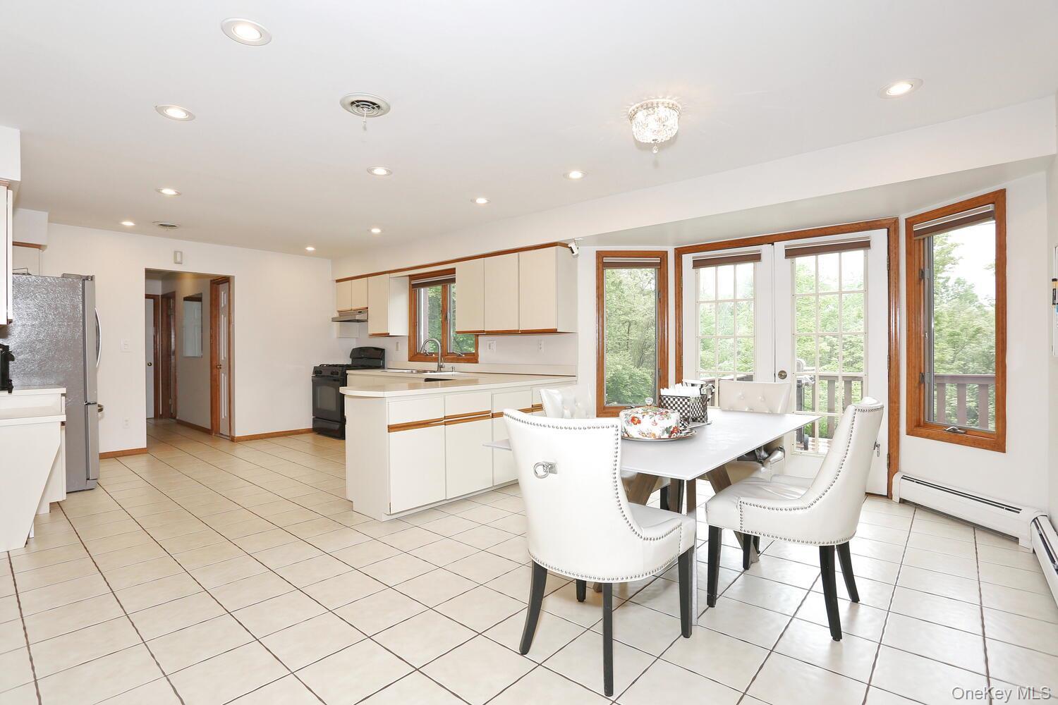 Single Family Larissa Rockland County, NY 10952, MLS-914687-10