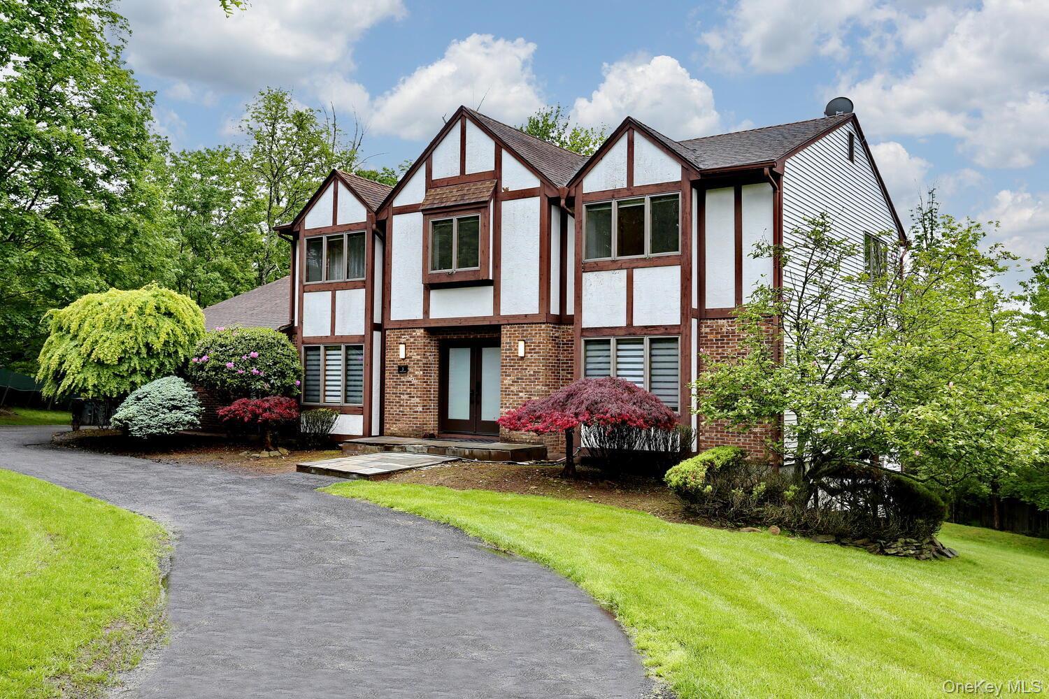 Single Family Larissa Rockland County, NY 10952, MLS-914687-2