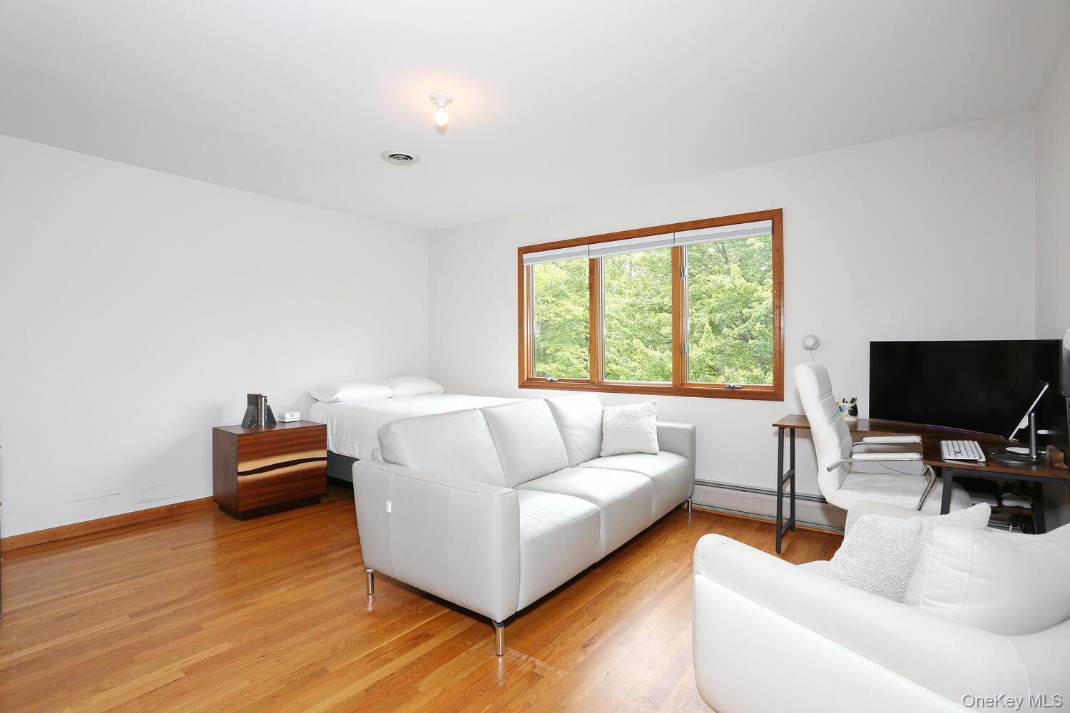 Single Family Larissa Rockland County, NY 10952, MLS-914687-24