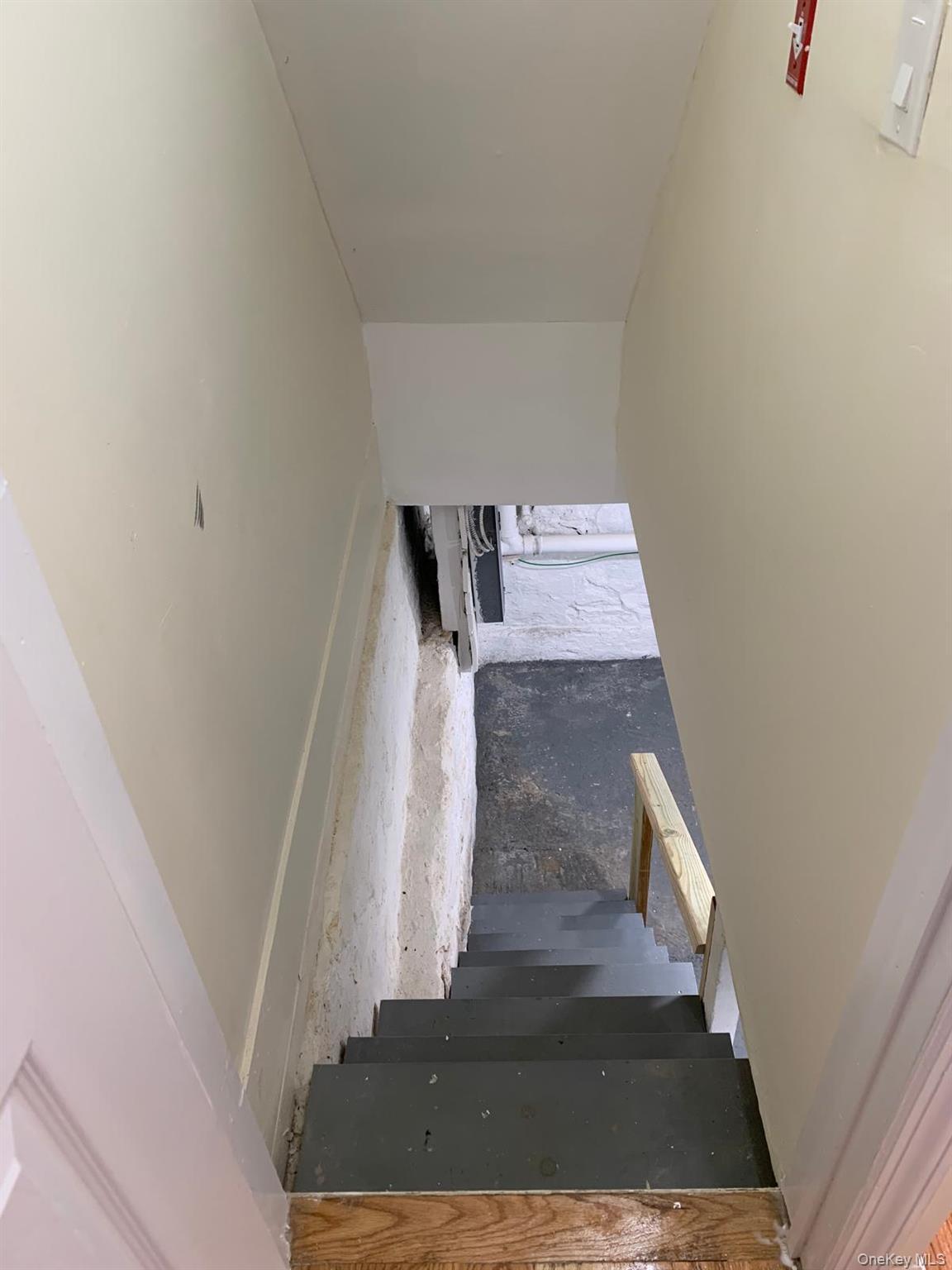 Single Family Ann Westchester County, NY 10562, MLS-914689-21