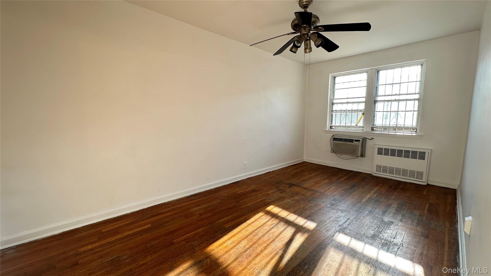 Single Family 65th Queens, NY 11377, MLS-914695-3