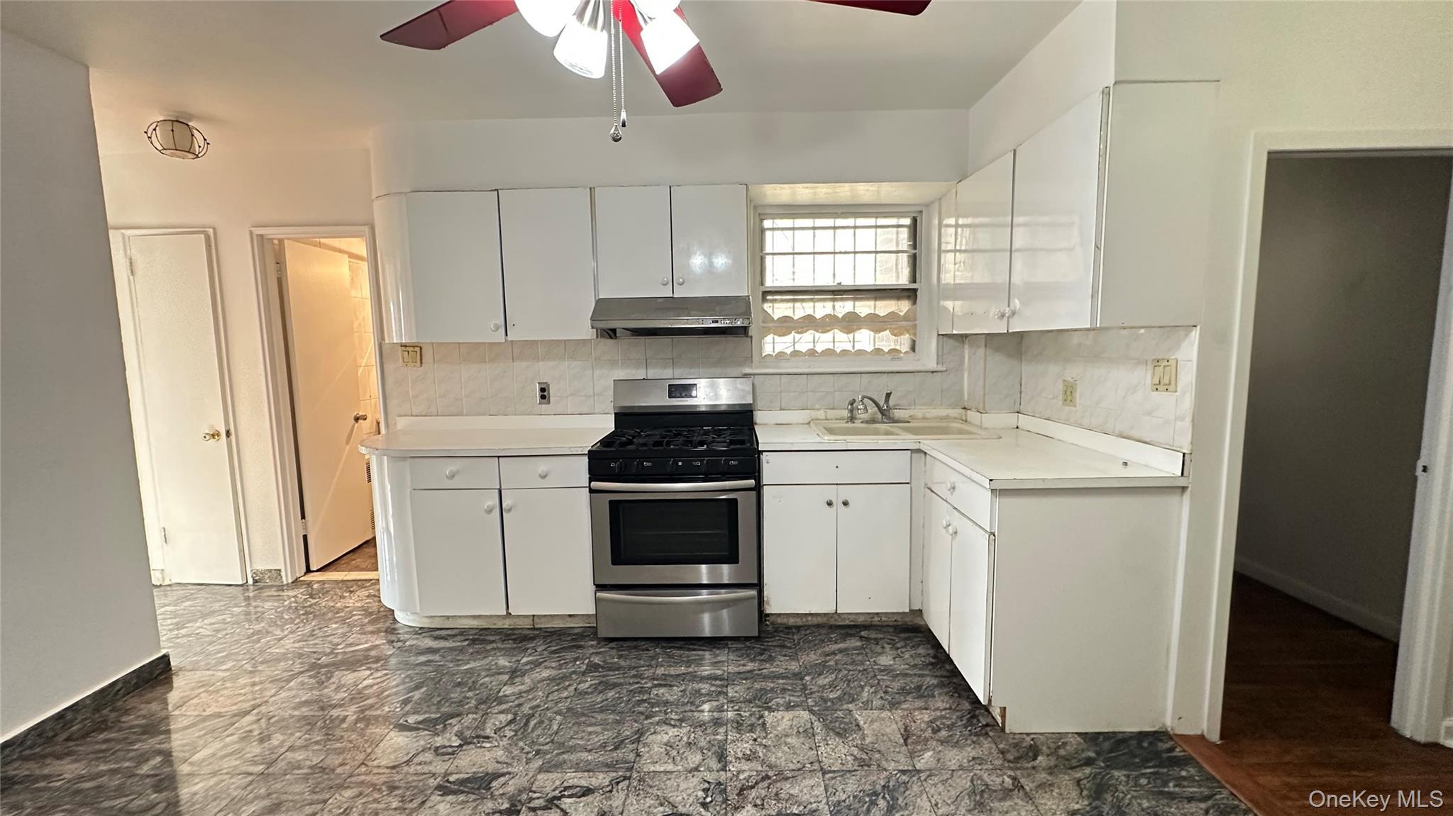 Single Family 65th Queens, NY 11377, MLS-914695-5