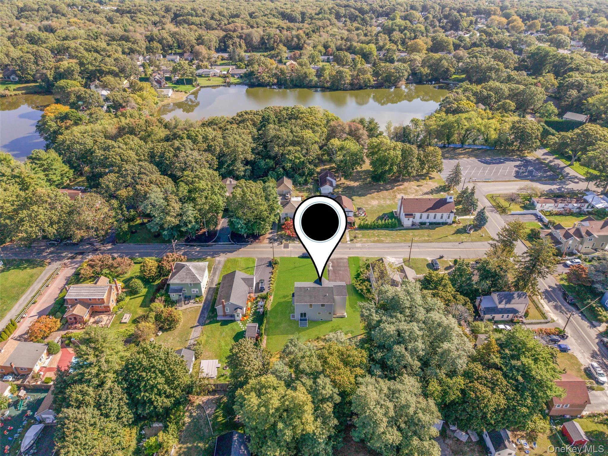 Single Family Pondview Suffolk County, NY 11901, MLS-914709-13