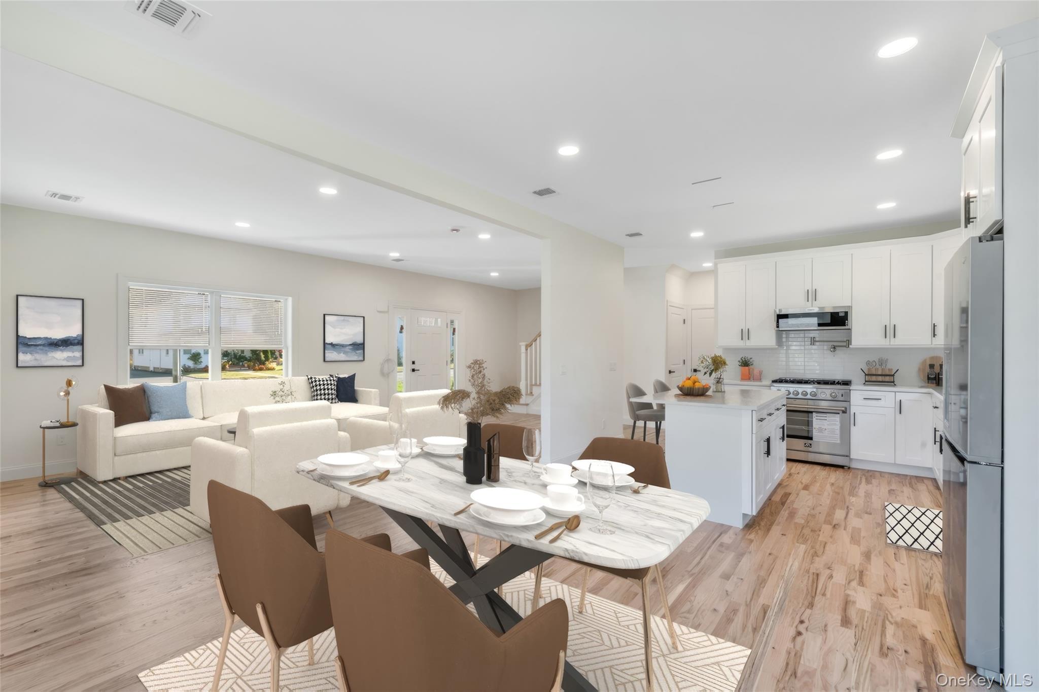 Single Family Pondview Suffolk County, NY 11901, MLS-914709-18