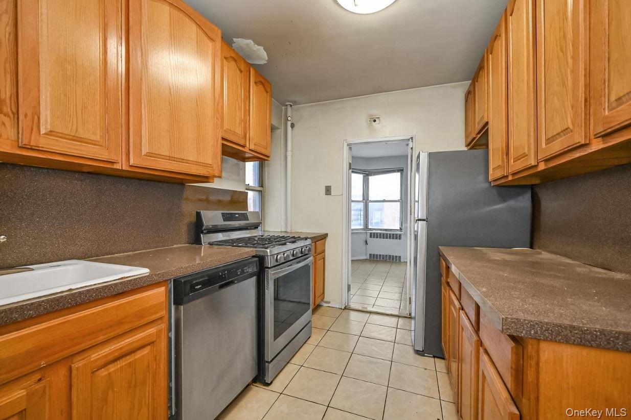 Coop Street  Queens, NY 11375, MLS-914741-10