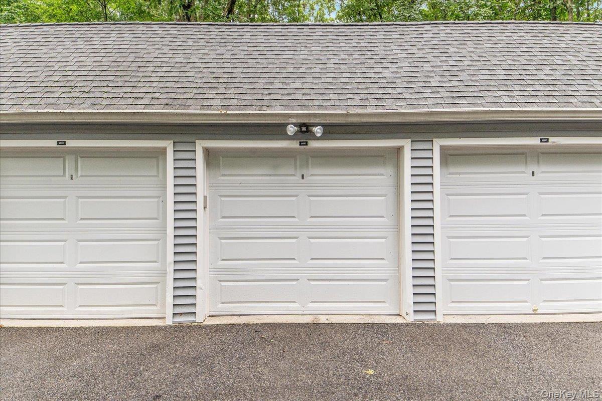 Single Family Carriage  Westchester County, NY 10598, MLS-914751-25