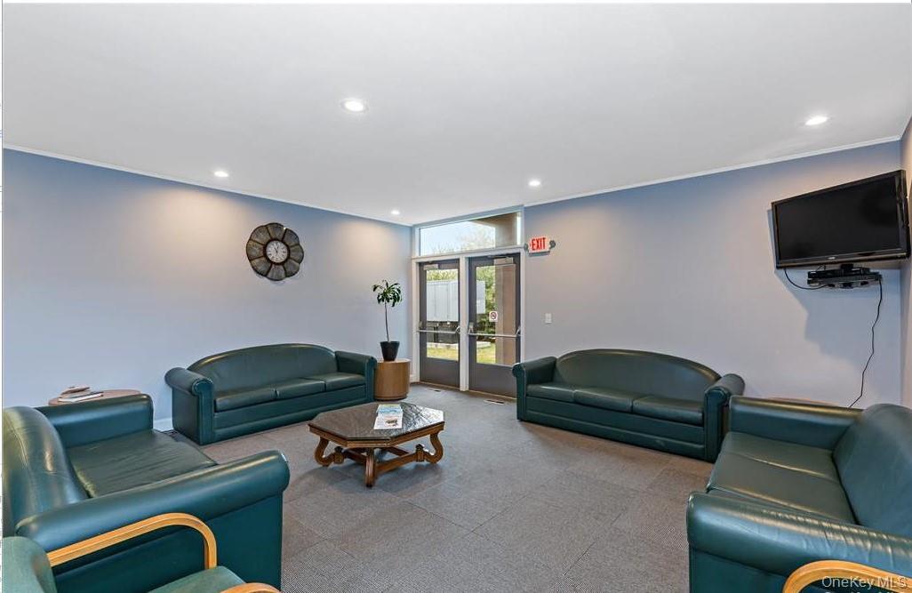 Single Family Carriage  Westchester County, NY 10598, MLS-914751-28