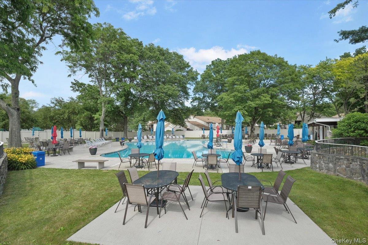 Single Family Carriage  Westchester County, NY 10598, MLS-914751-35