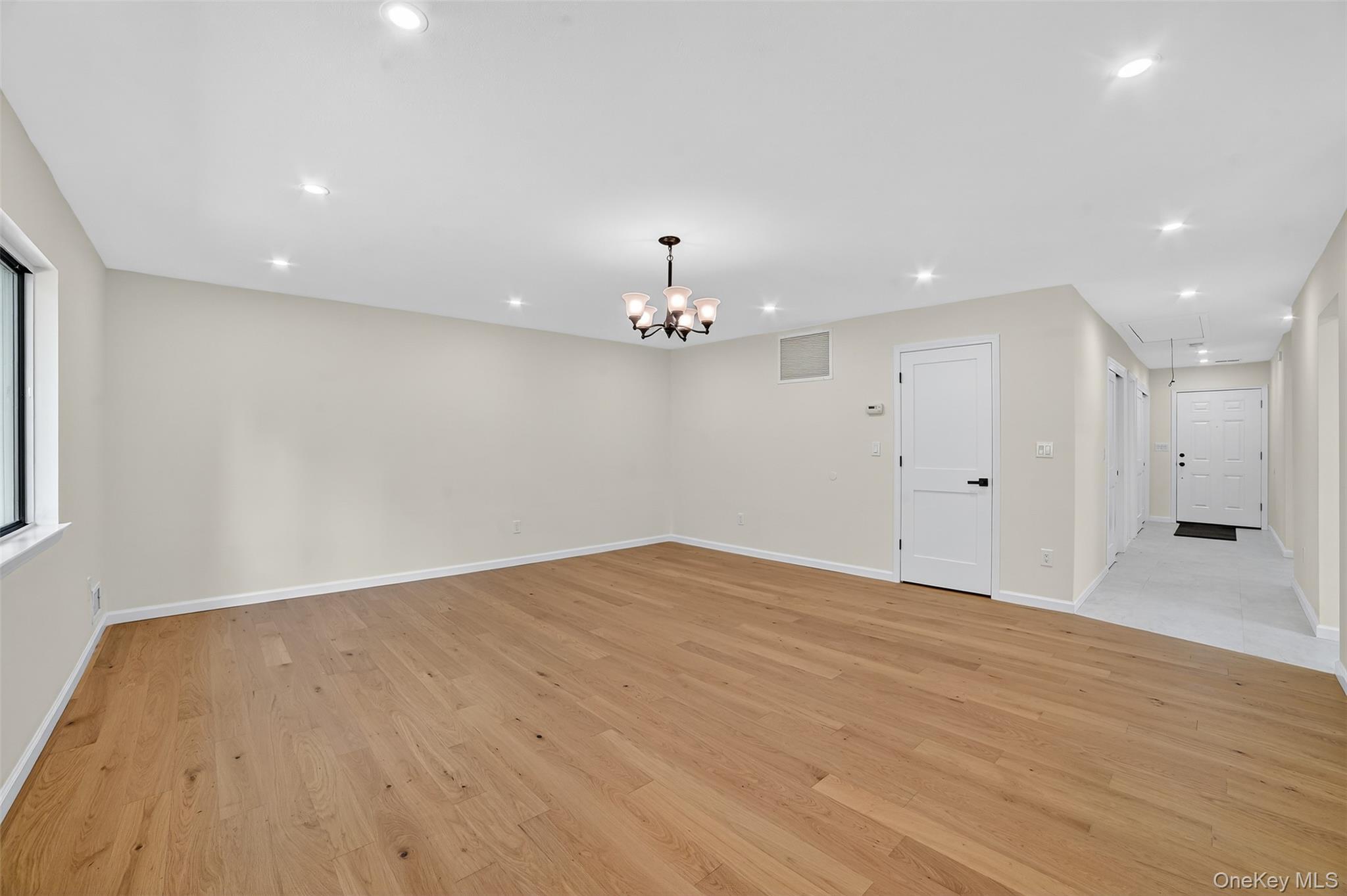 Single Family Carriage  Westchester County, NY 10598, MLS-914751-5