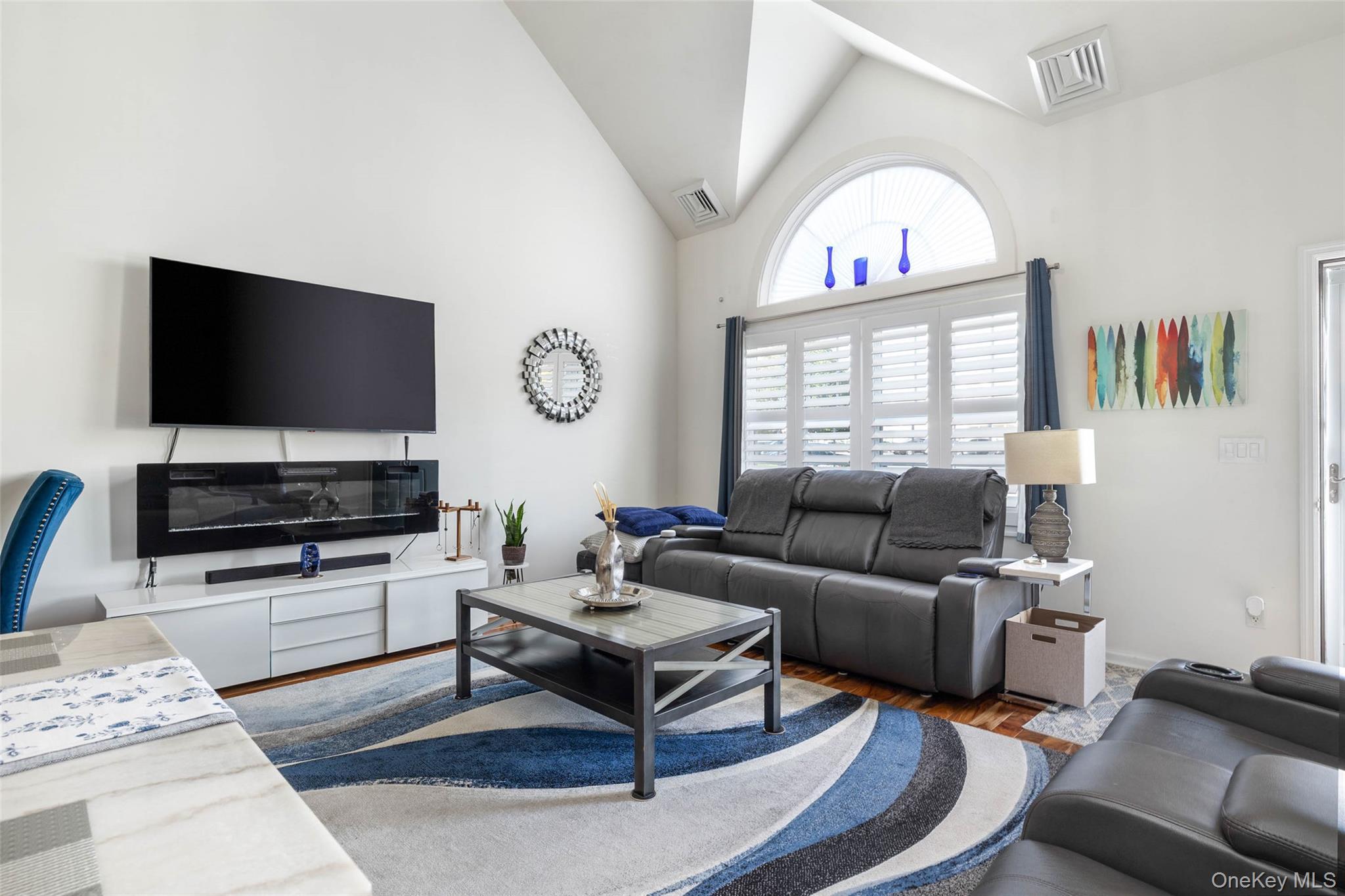 Condo Willow Nassau County, NY 11580, MLS-914772-6