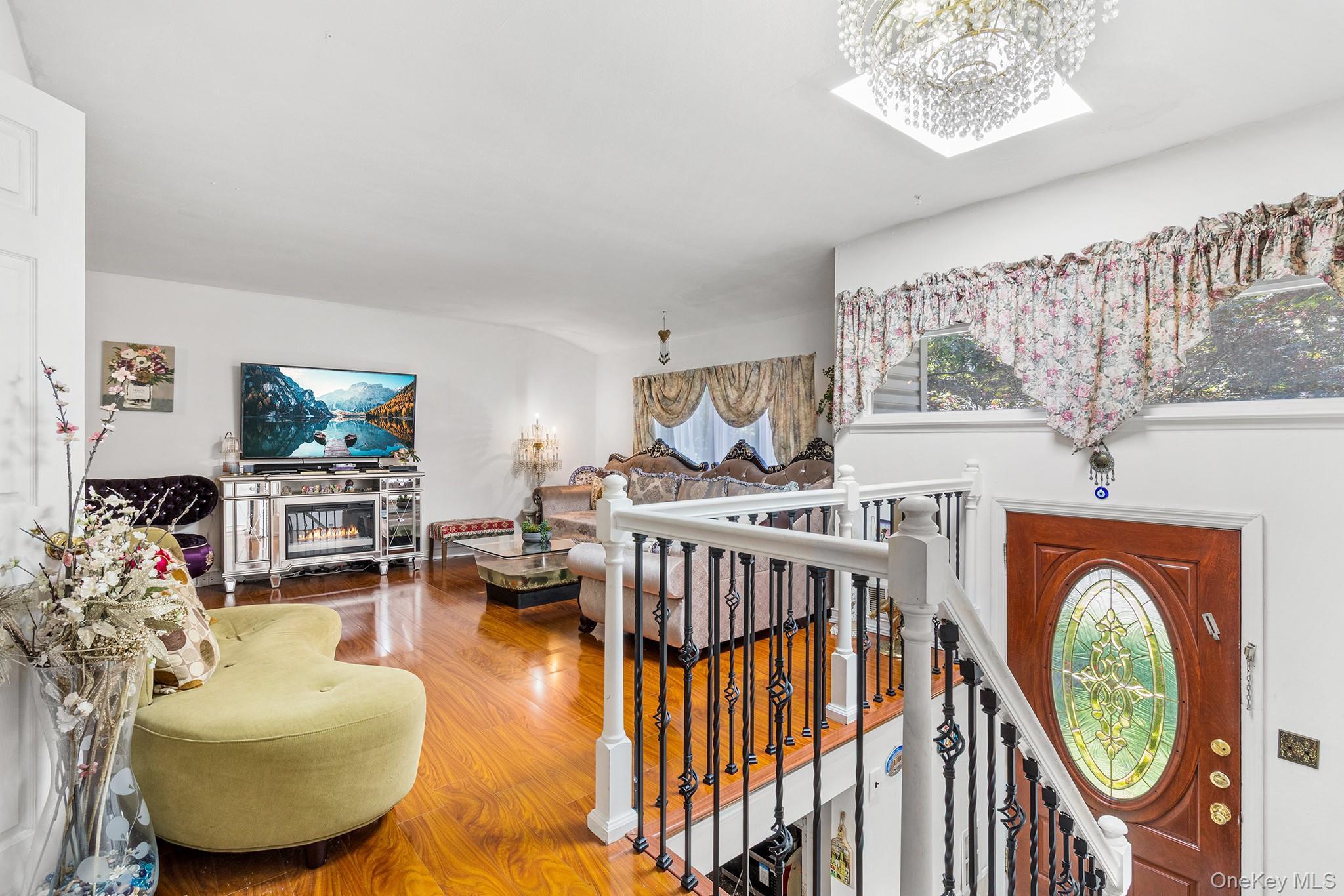 Single Family Holbrook  Suffolk County, NY 11720, MLS-914785-8