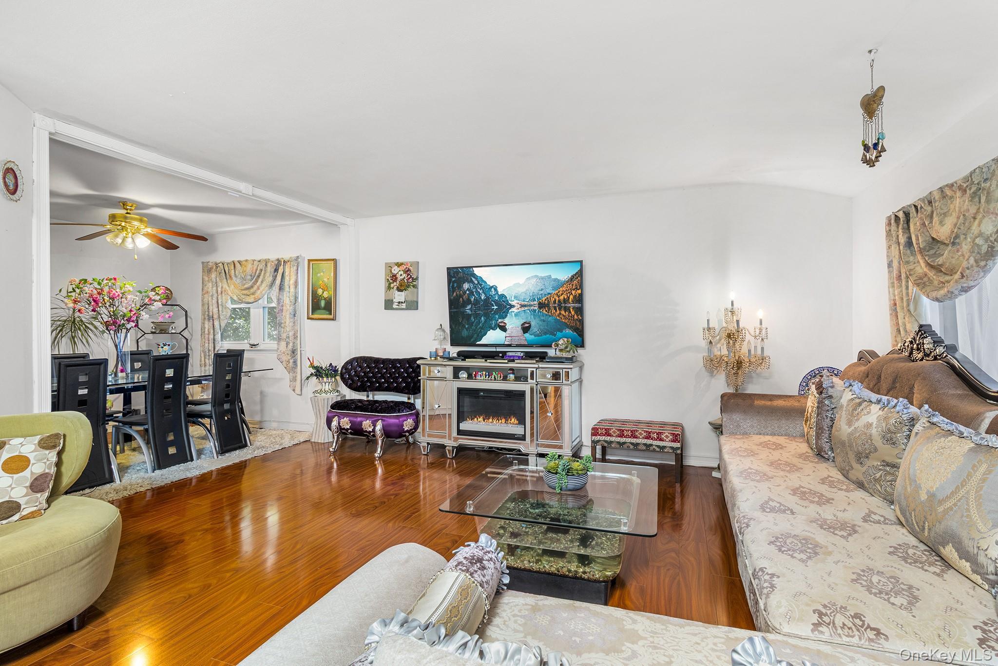 Single Family Holbrook  Suffolk County, NY 11720, MLS-914785-9