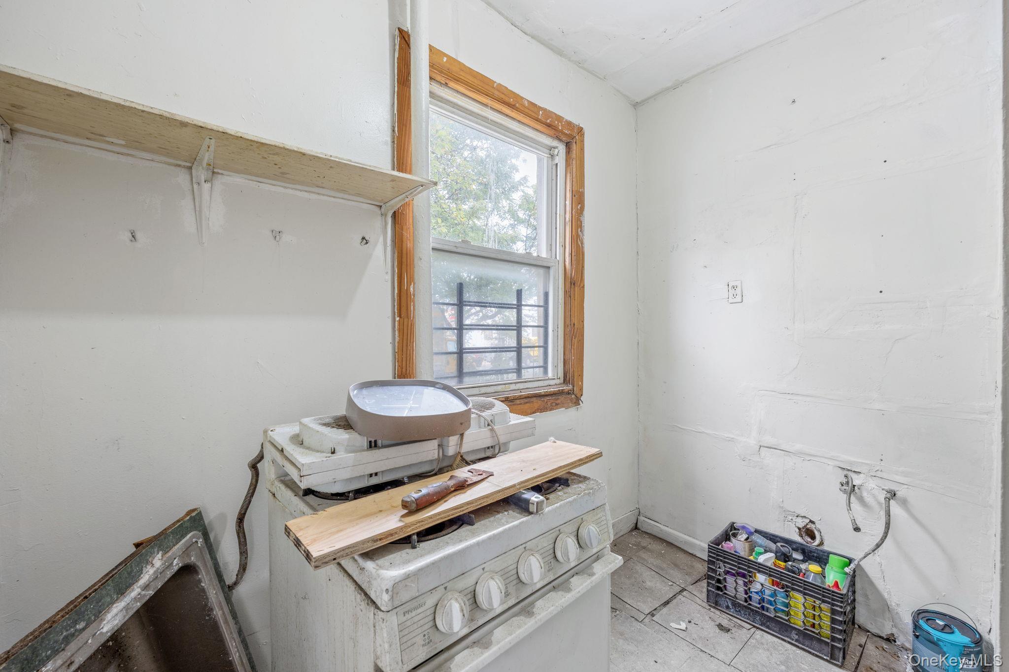 Single Family 105th Queens, NY 11433, MLS-914801-17