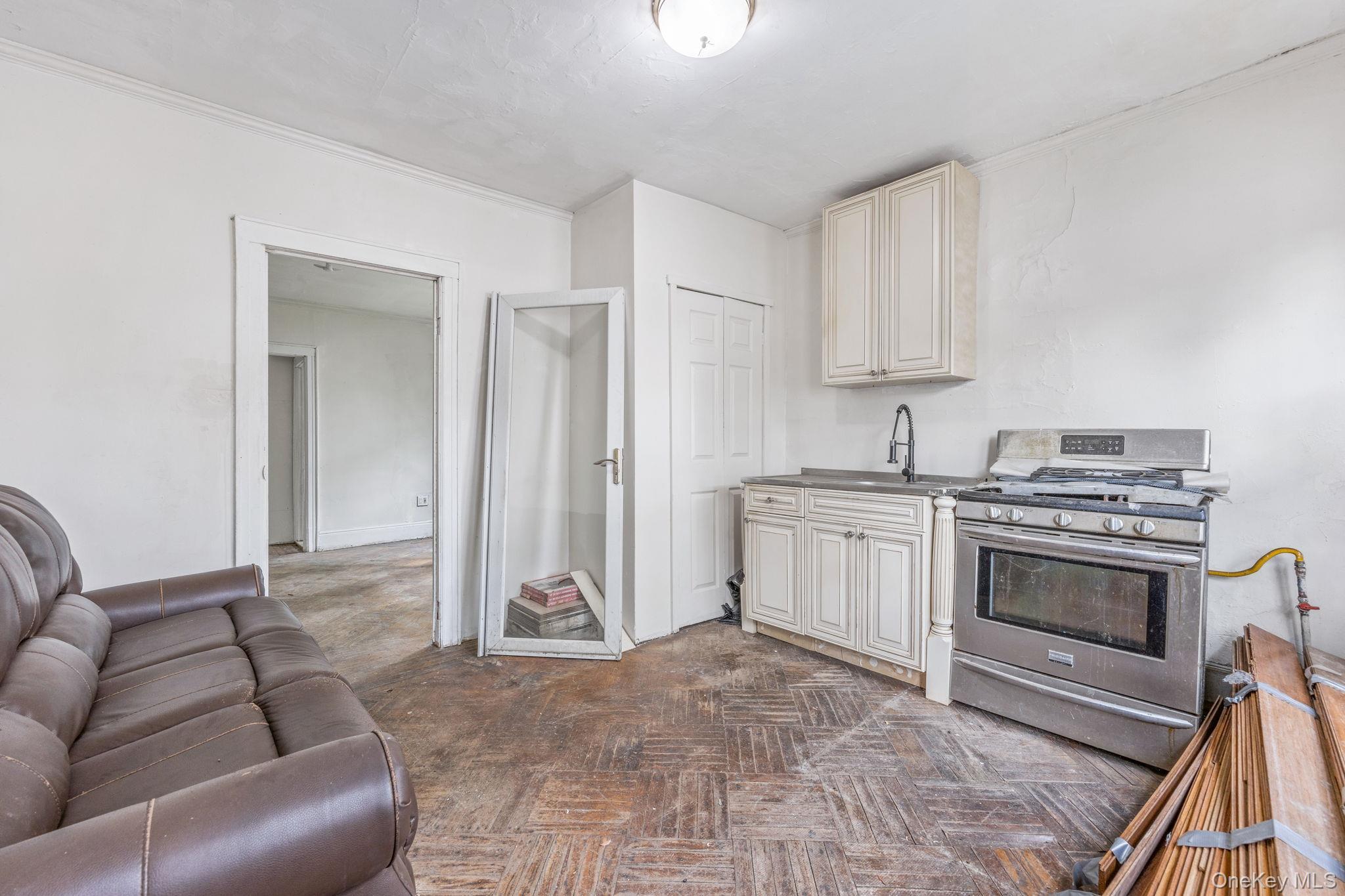 Single Family 105th Queens, NY 11433, MLS-914801-6