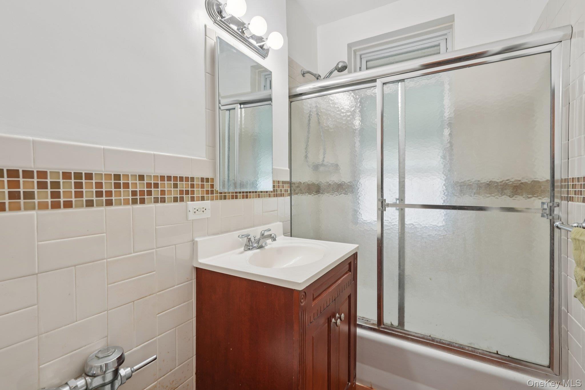 Coop King  Westchester County, NY 10573, MLS-914807-11