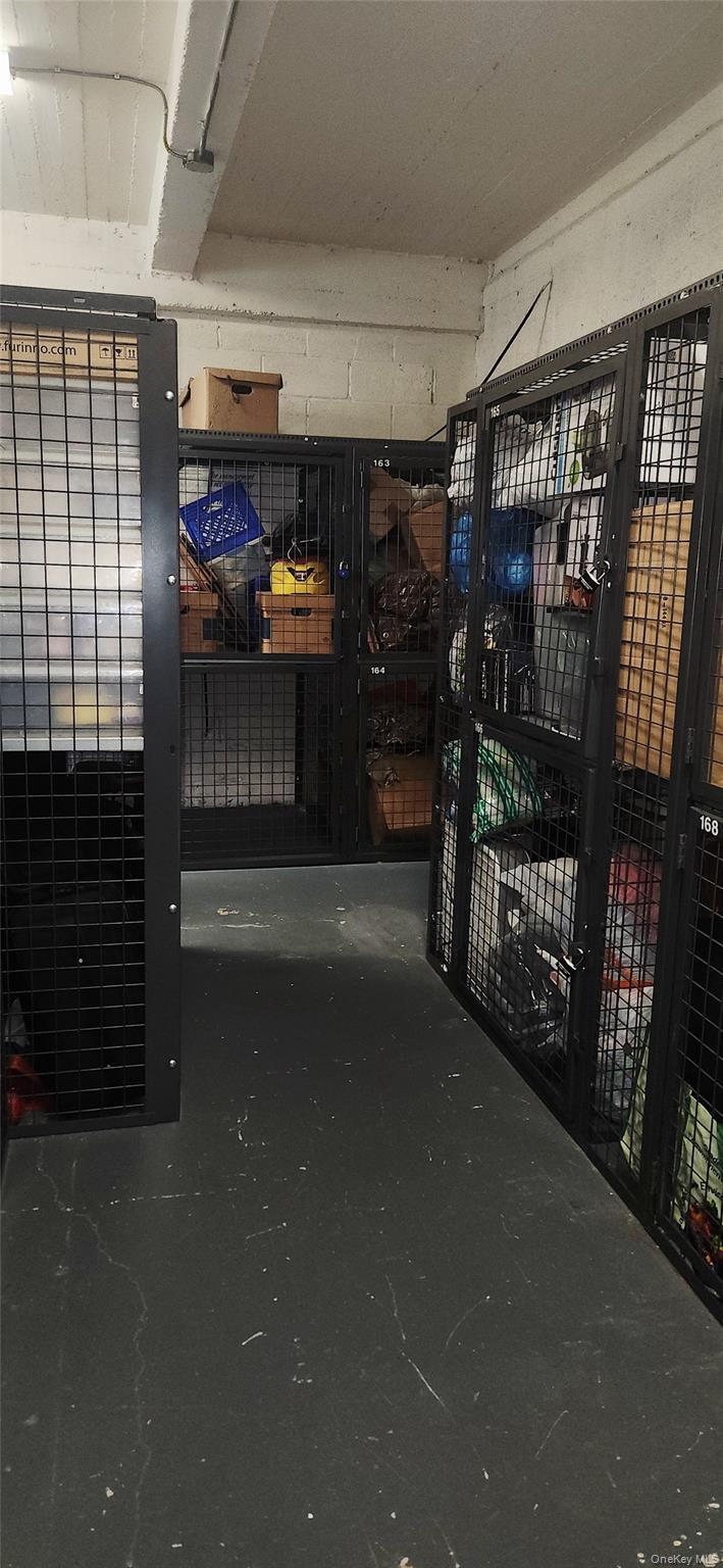 Coop King  Westchester County, NY 10573, MLS-914807-20