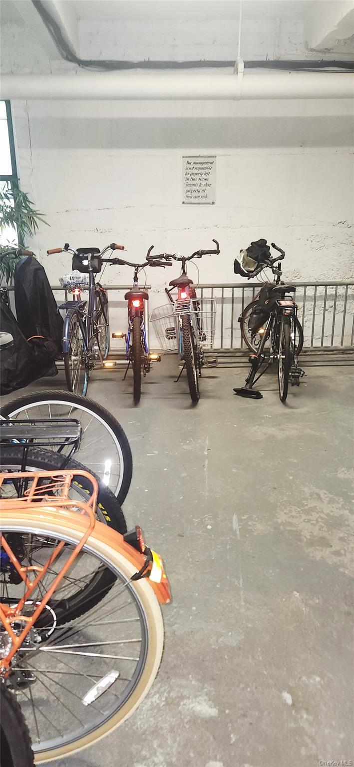 Coop King  Westchester County, NY 10573, MLS-914807-21