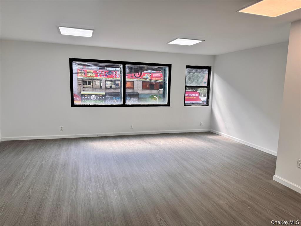 Single Family Roosevelt Ave Queens, NY 11377, MLS-914812-7