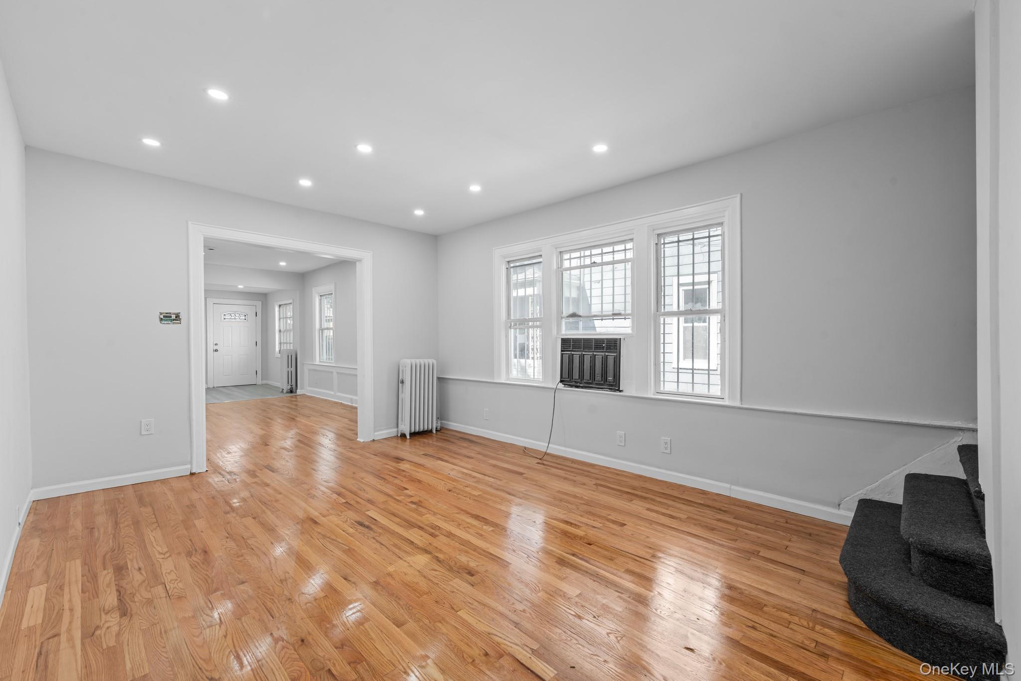 Single Family 35th  Brooklyn, NY 11210, MLS-914815-5