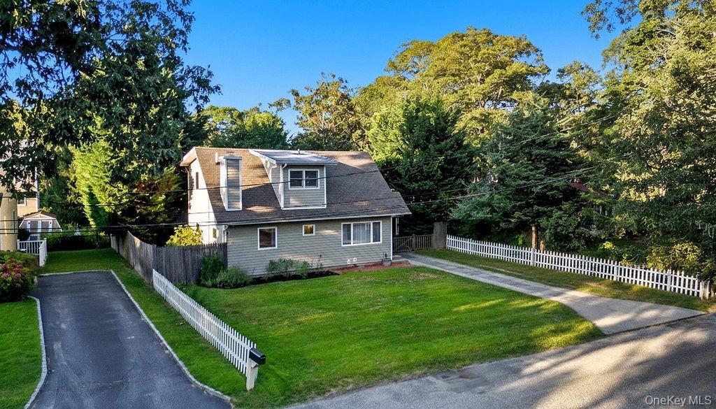 Single Family Liberty Suffolk County, NY 11946, MLS-914839-16