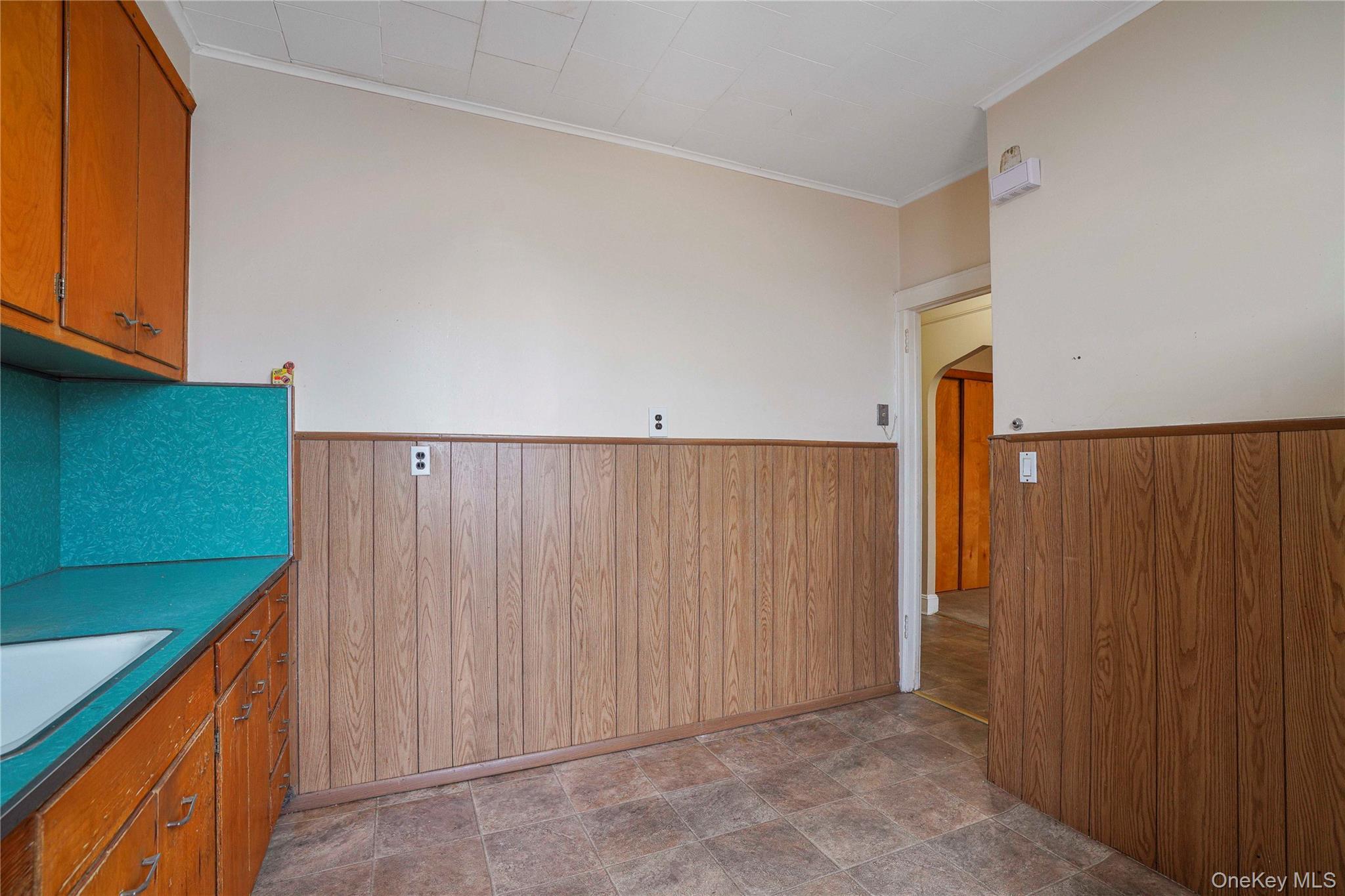 Single Family 73  Queens, NY 11385, MLS-914856-11