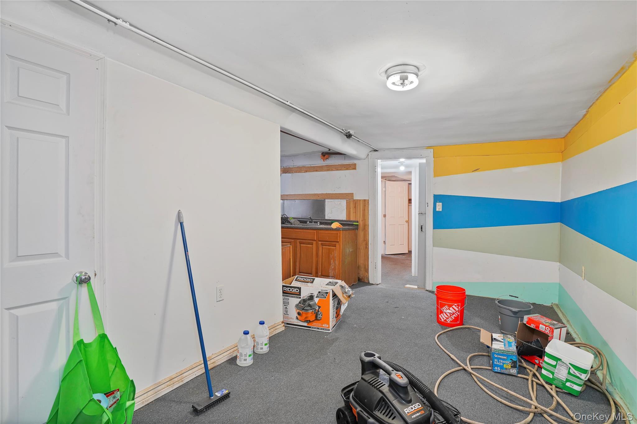 Single Family 73  Queens, NY 11385, MLS-914856-36