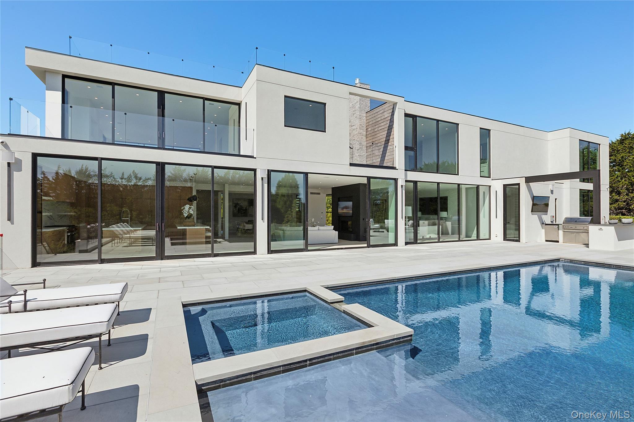 Single Family Pointe Mecox Suffolk County, NY 11976, MLS-914865-24