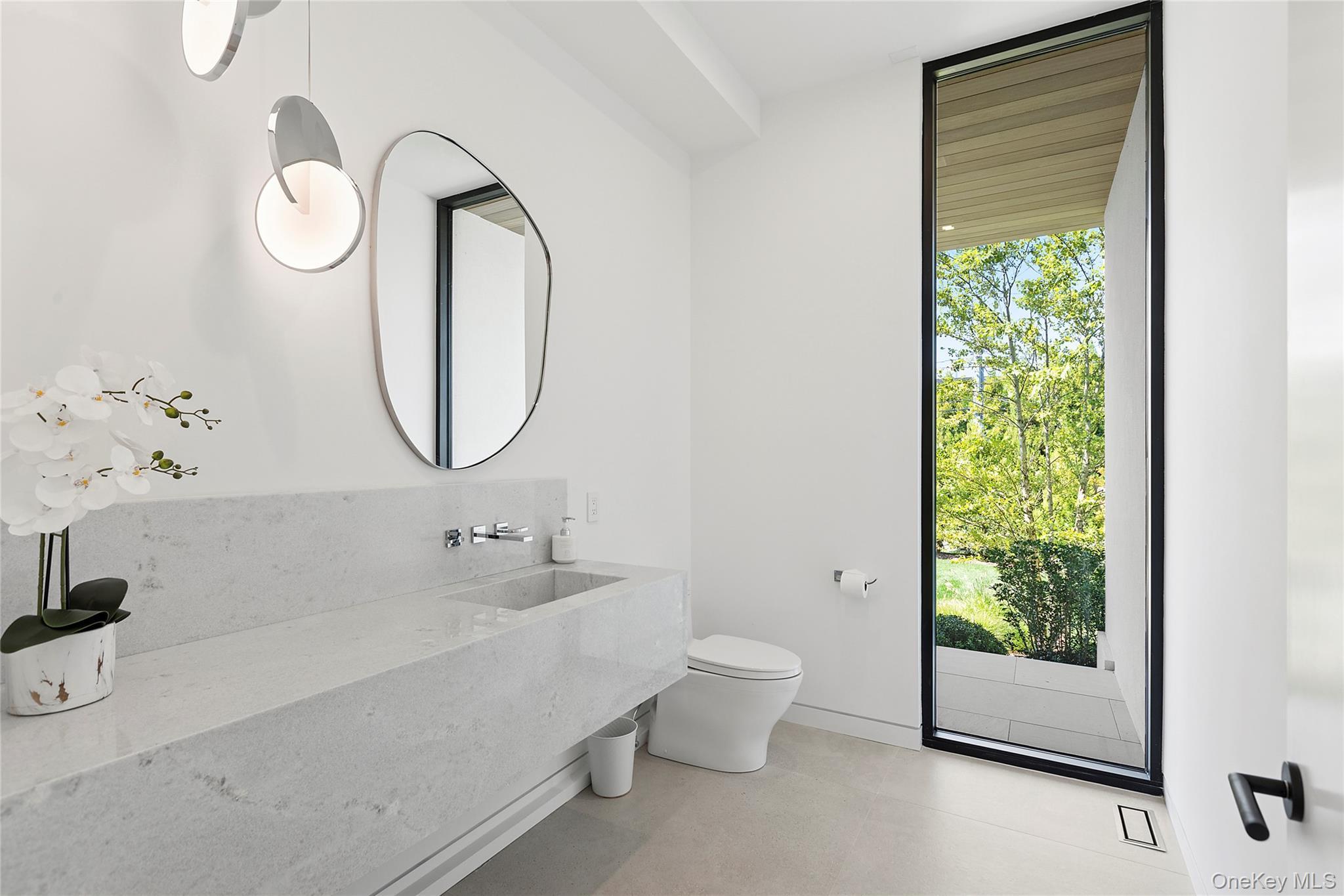 Single Family Pointe Mecox Suffolk County, NY 11976, MLS-914865-32