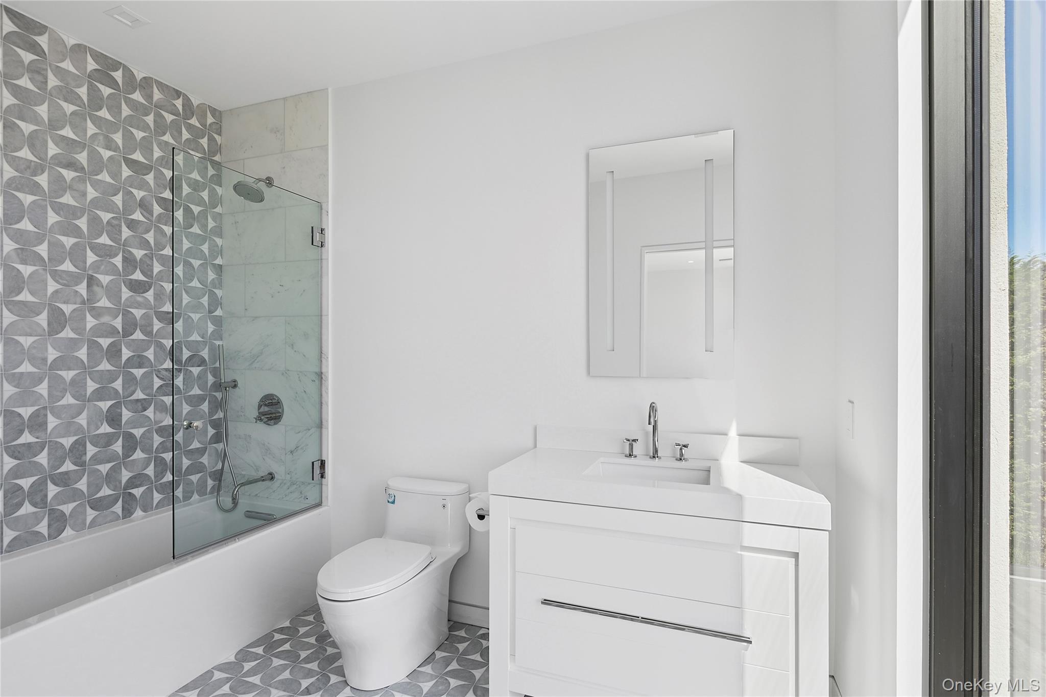 Single Family Pointe Mecox Suffolk County, NY 11976, MLS-914865-36