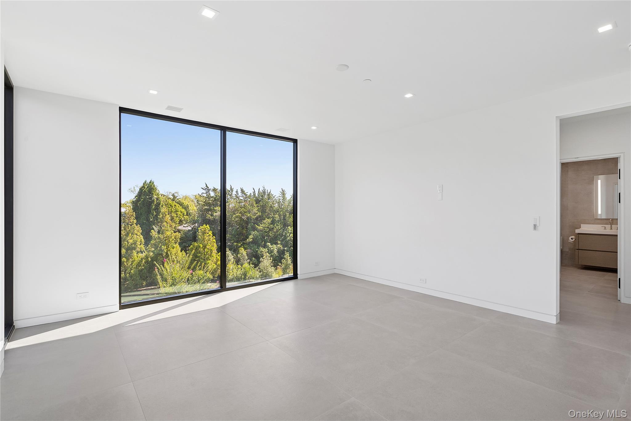 Single Family Pointe Mecox Suffolk County, NY 11976, MLS-914865-39