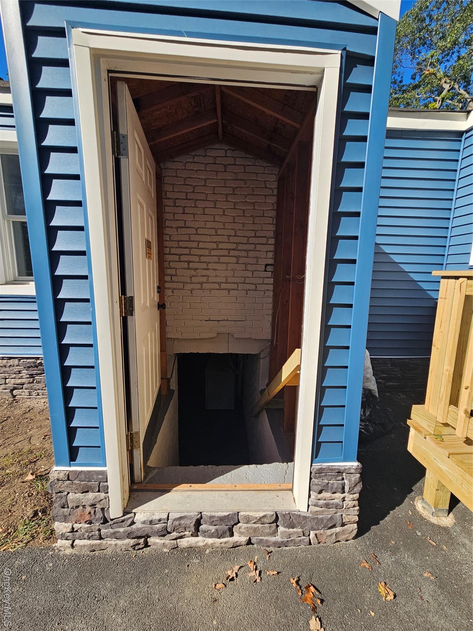 Single Family Hallock Suffolk County, NY 11776, MLS-914904-25