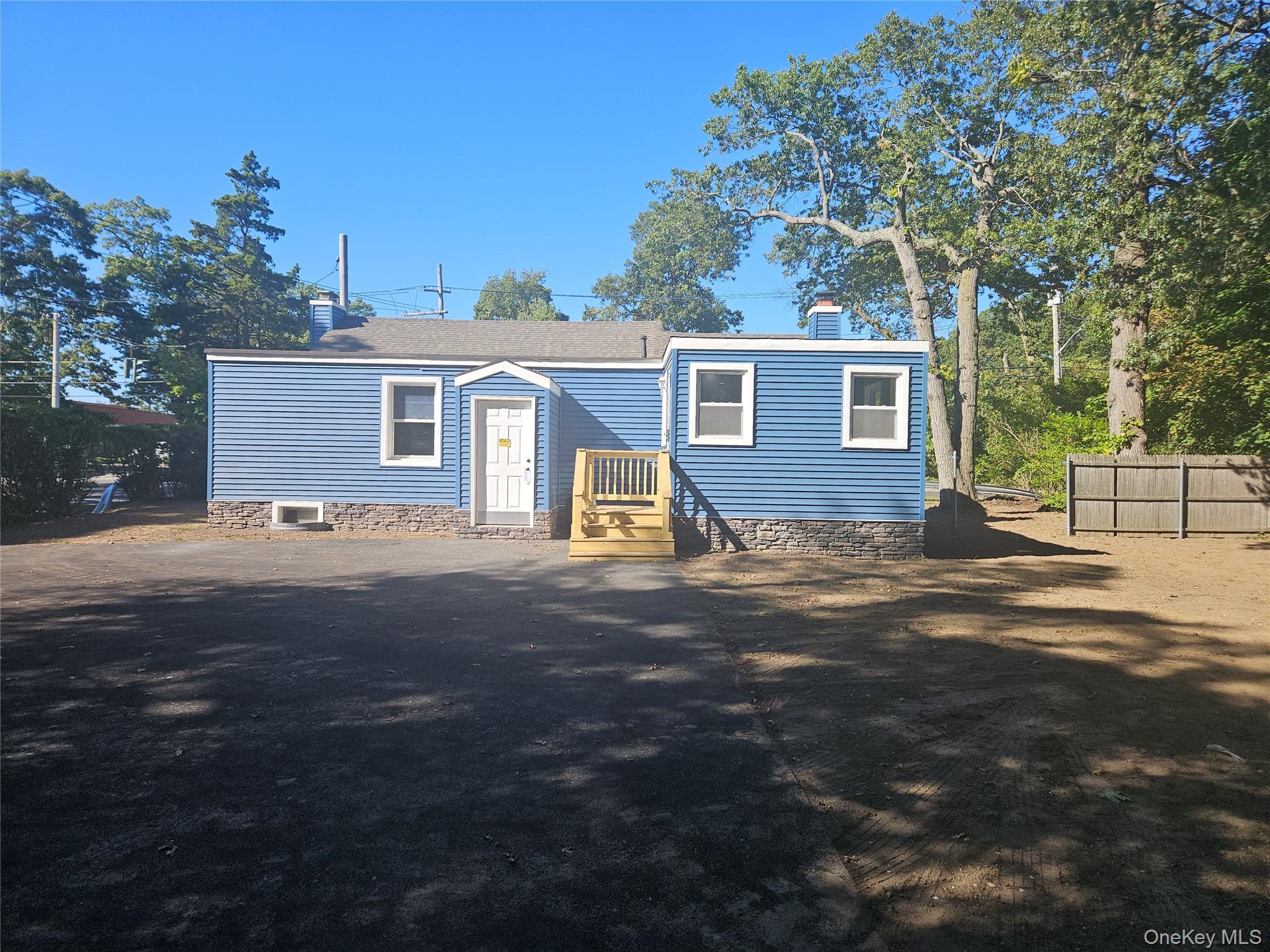 Single Family Hallock Suffolk County, NY 11776, MLS-914904-4