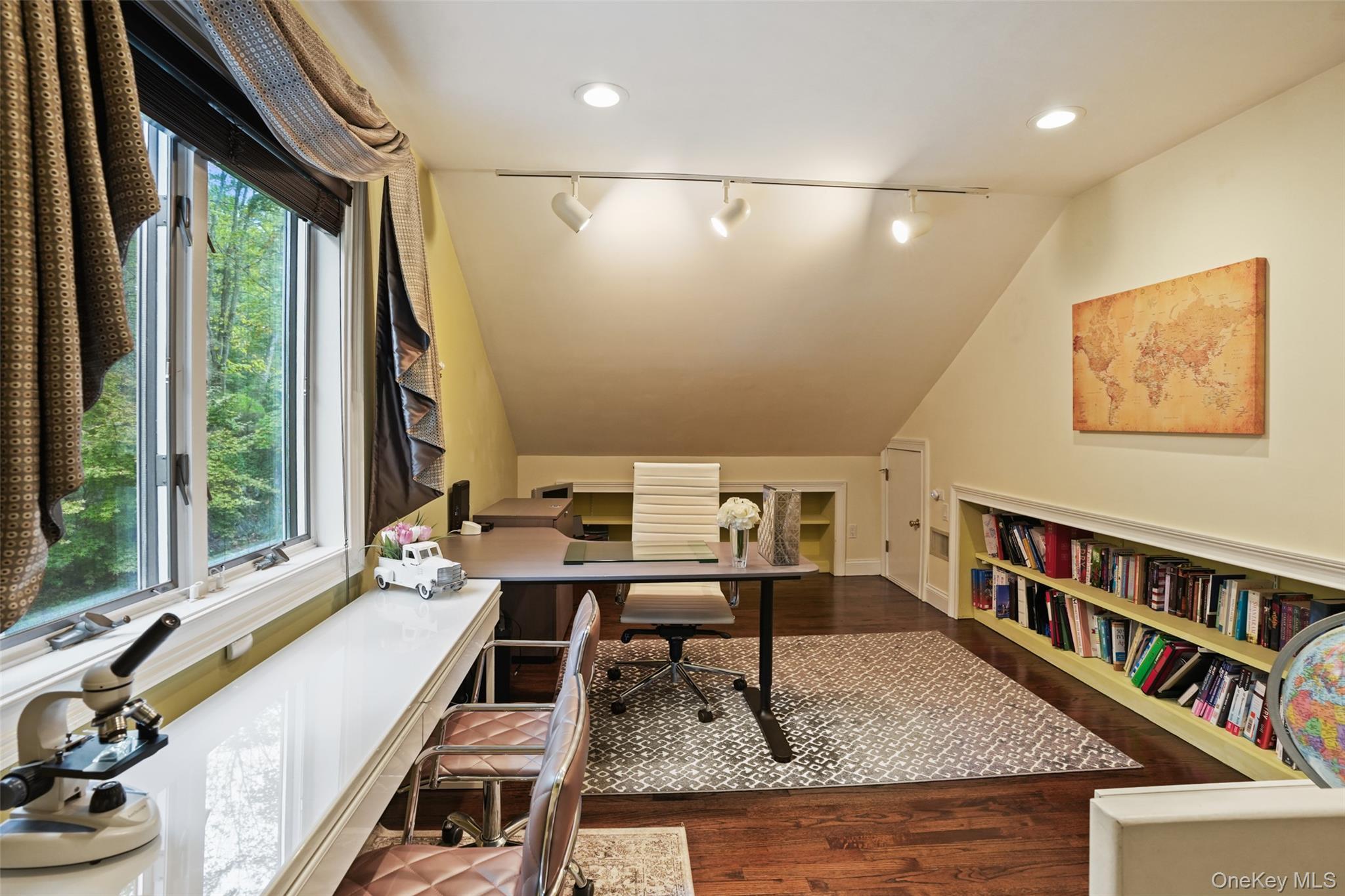 Single Family Logging  Westchester County, NY 10536, MLS-914908-11