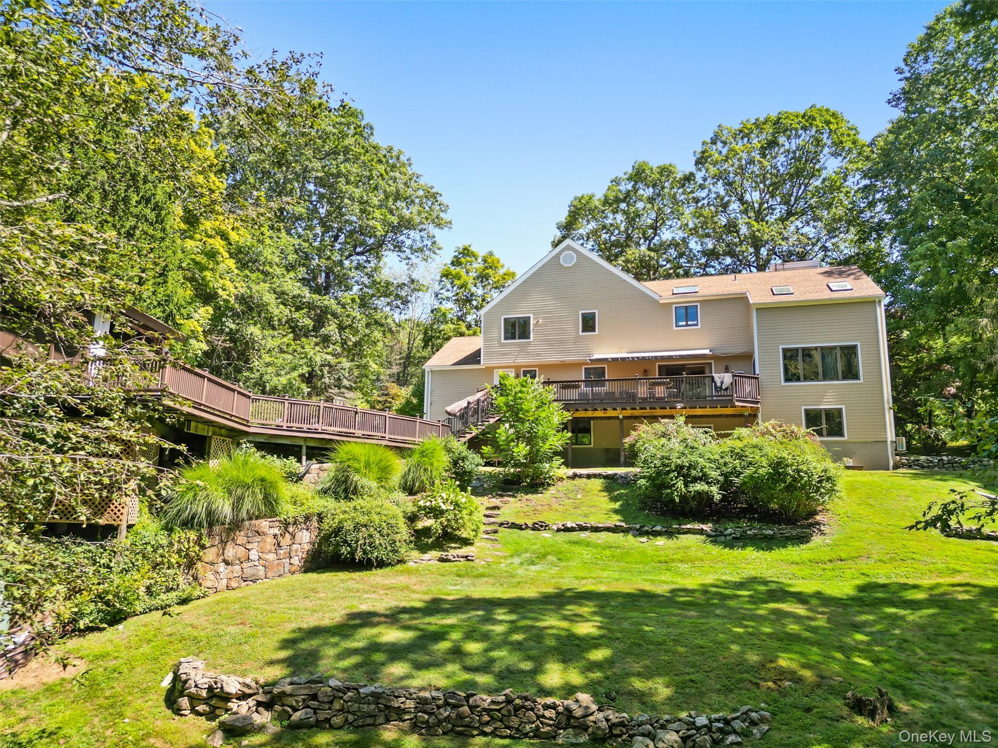 Single Family Logging  Westchester County, NY 10536, MLS-914908-2