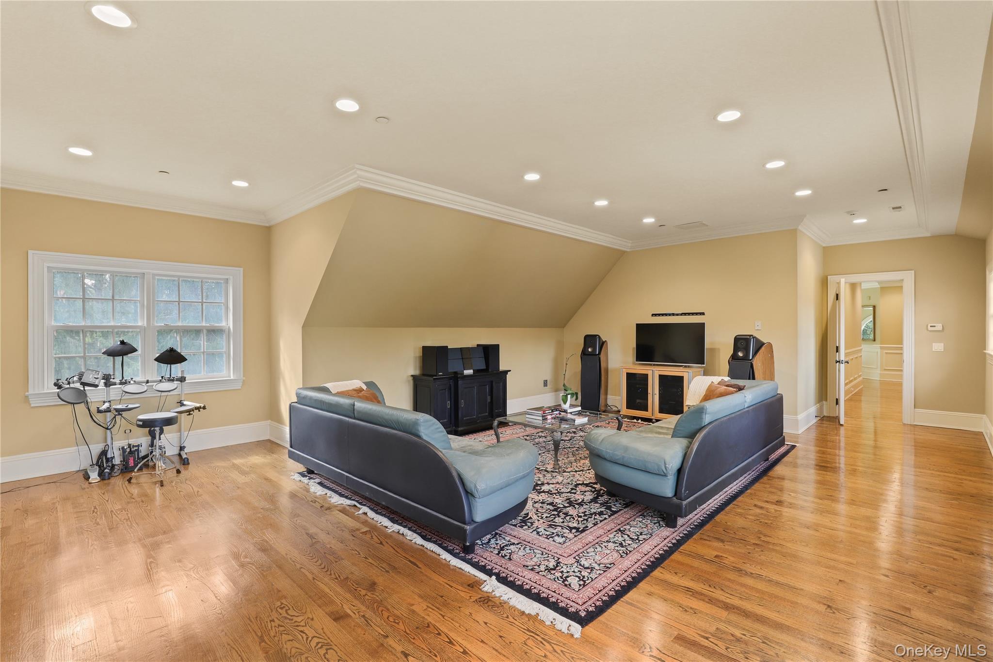 Single Family Brook View Westchester County, NY 10580, MLS-914916-36