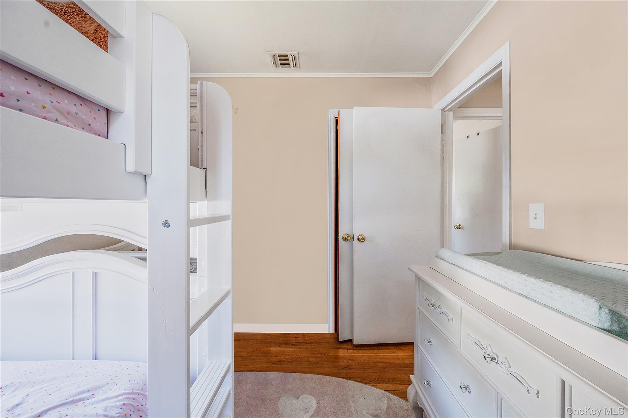 Single Family Forks Suffolk County, NY 11706, MLS-914938-17