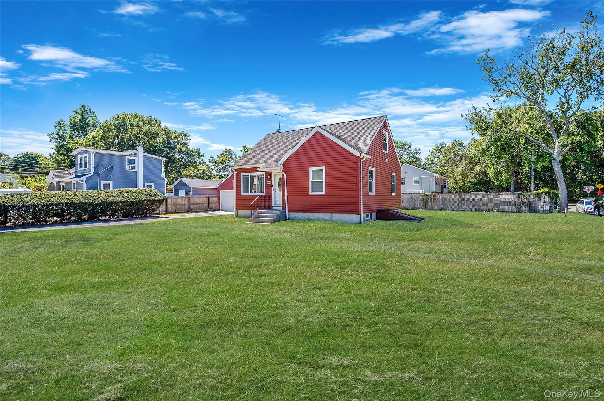 Single Family Forks Suffolk County, NY 11706, MLS-914938-2