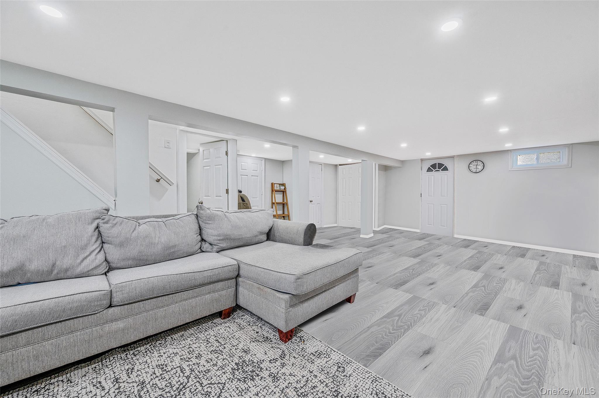 Single Family Forks Suffolk County, NY 11706, MLS-914938-24