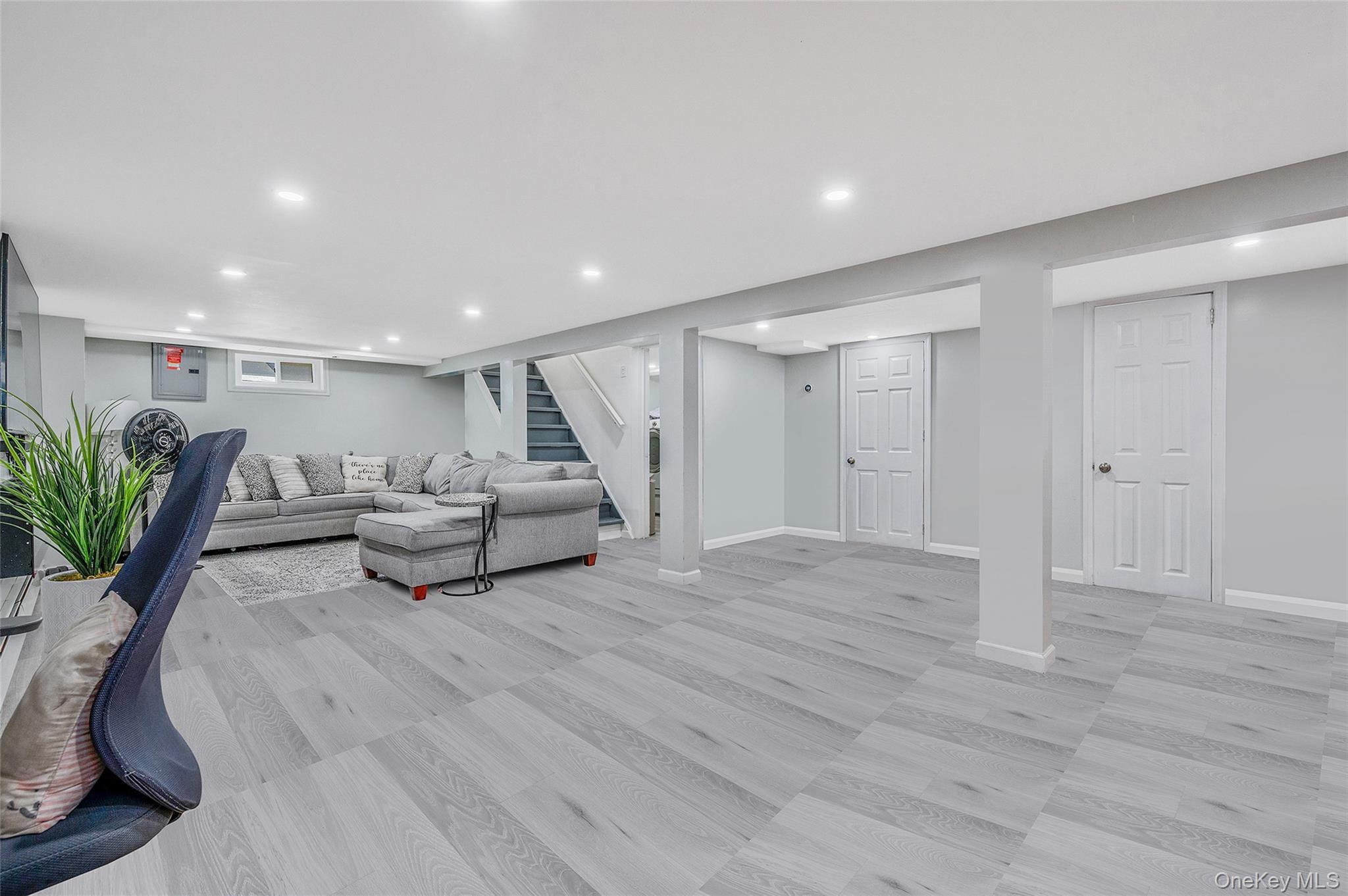 Single Family Forks Suffolk County, NY 11706, MLS-914938-26